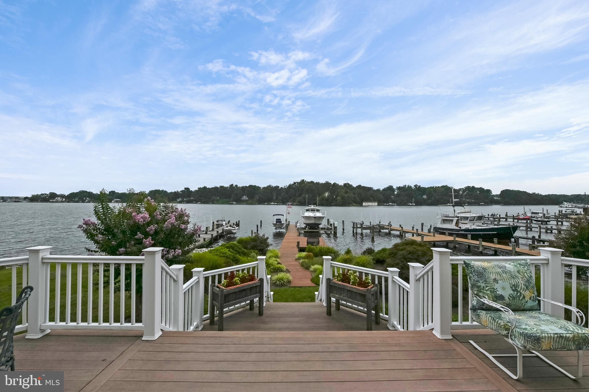 SOUTH RIVER - Residential