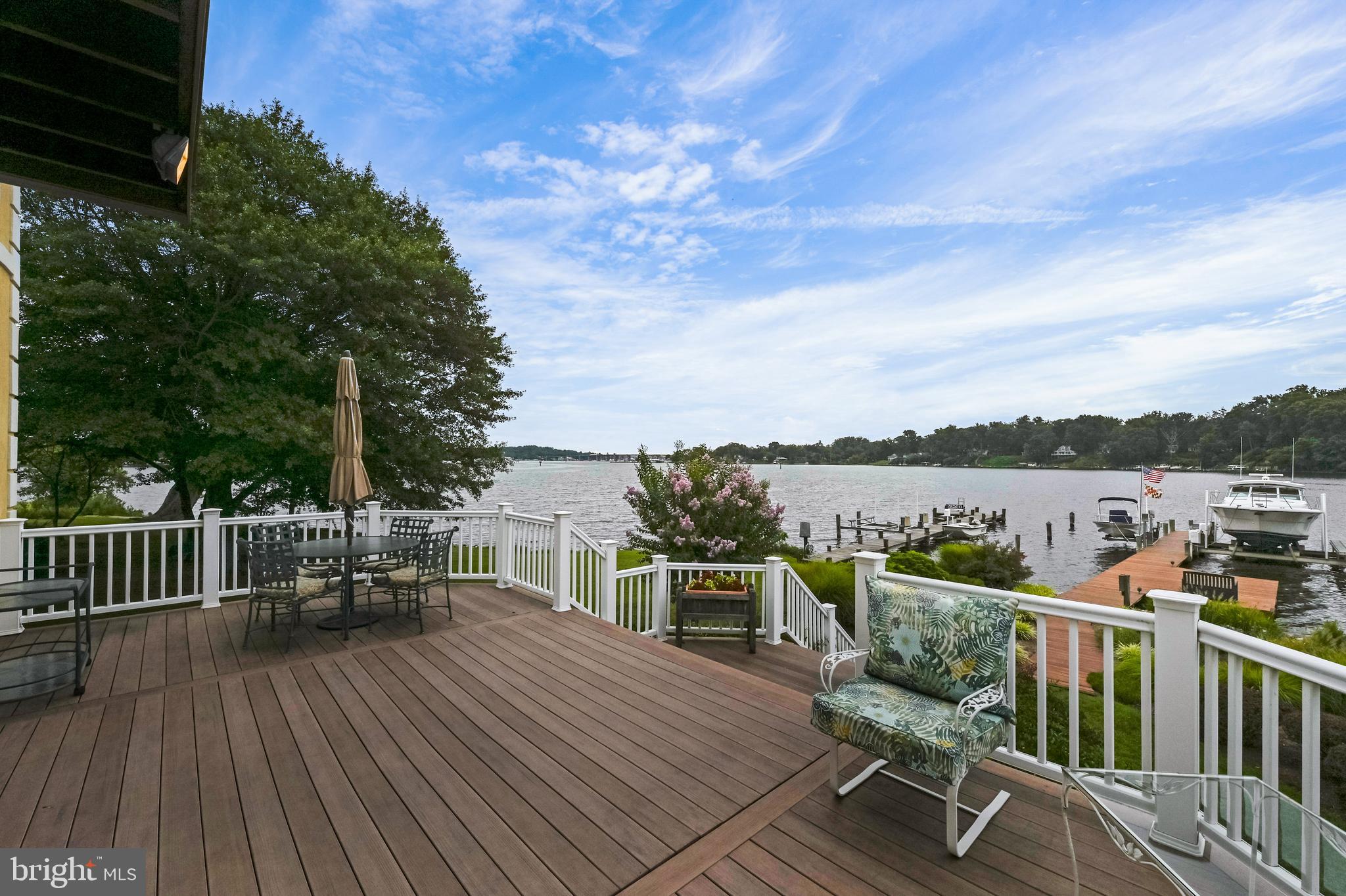 SOUTH RIVER - Residential