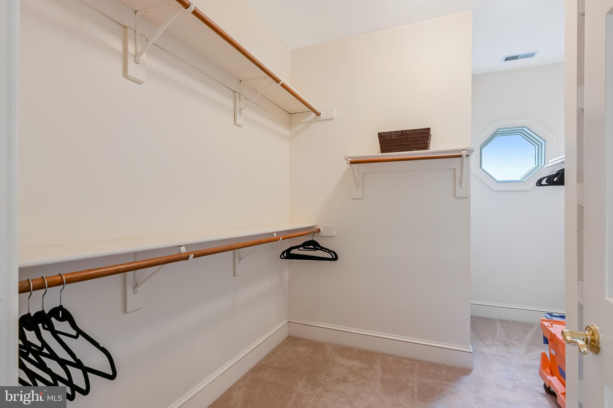 SOUTH RIVER - Residential