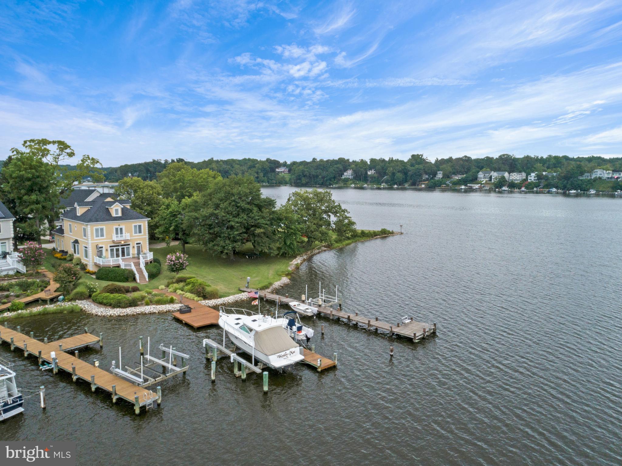 SOUTH RIVER - Residential