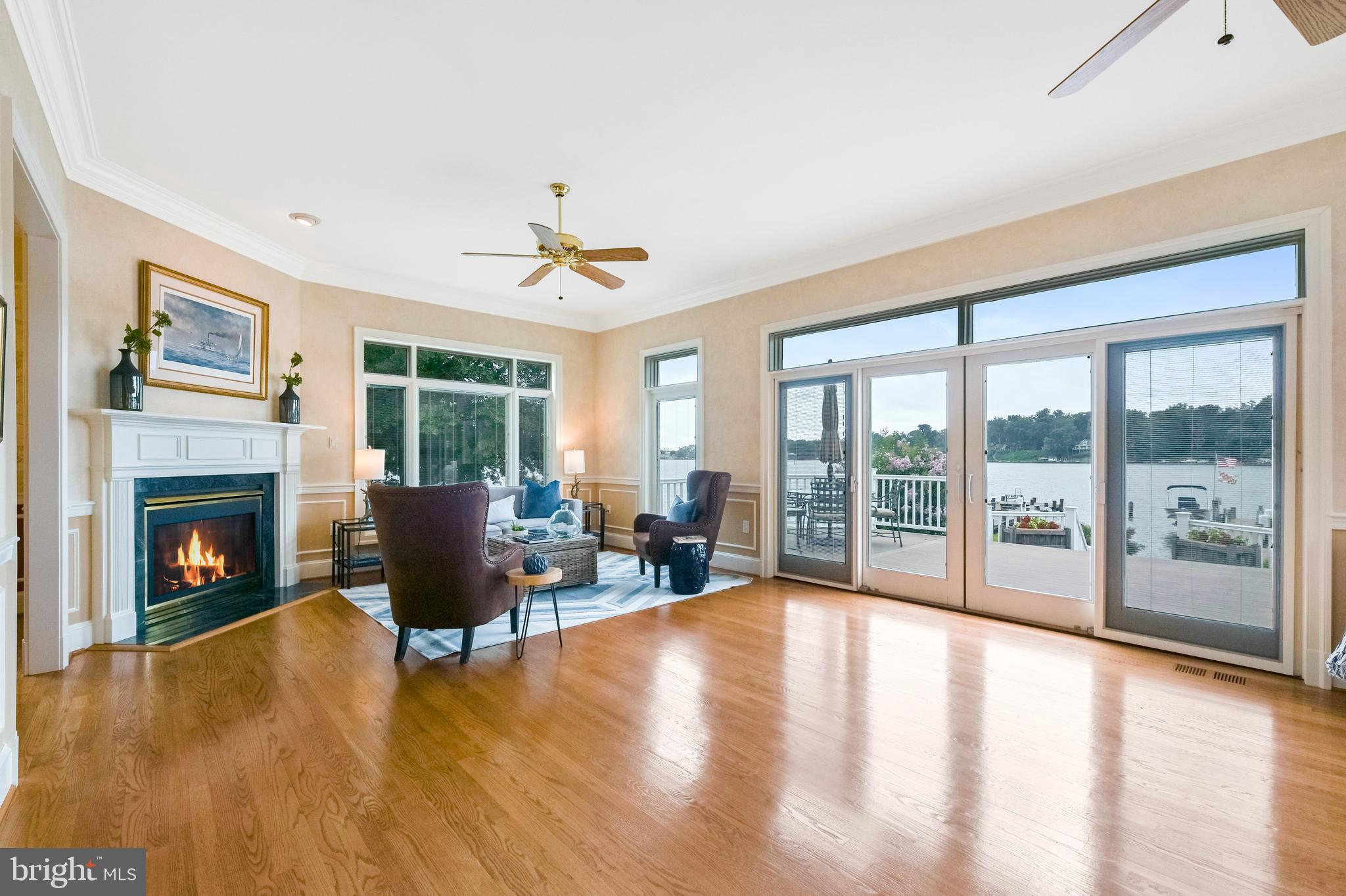 SOUTH RIVER - Residential