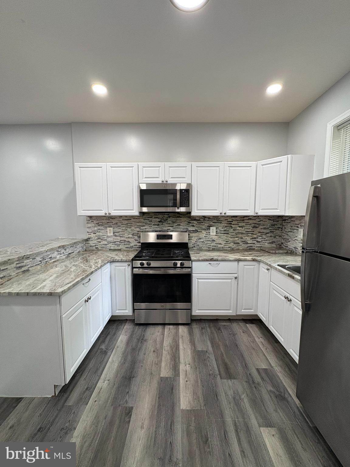 ALLEGHENY WEST - Residential Lease