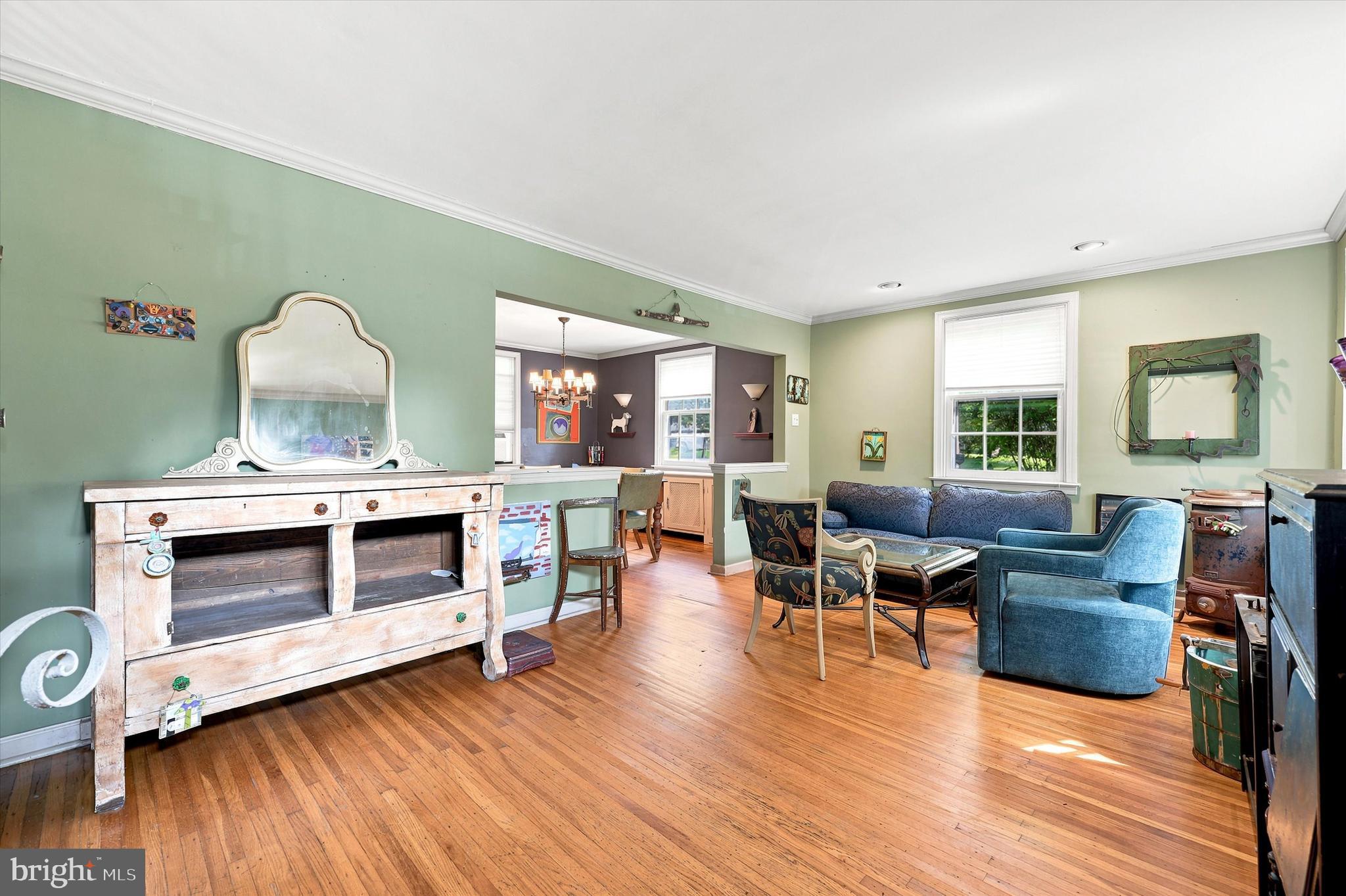 1511 BROOKHAVEN ROAD