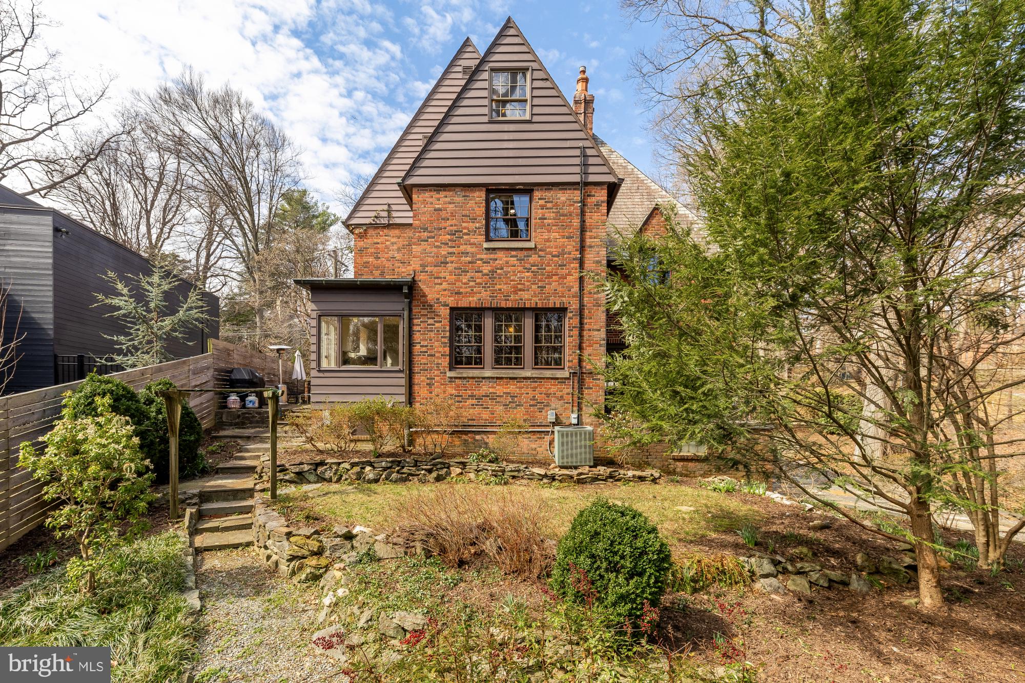 SLIGO PARK HILLS - Residential