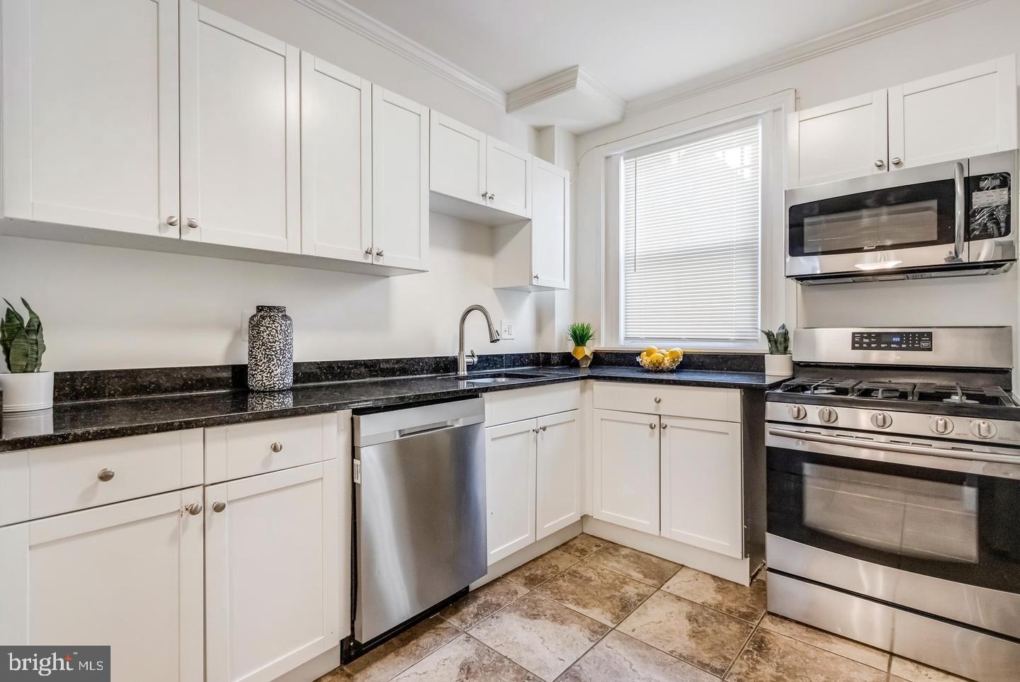 MCELDERRY PARK - Residential Lease