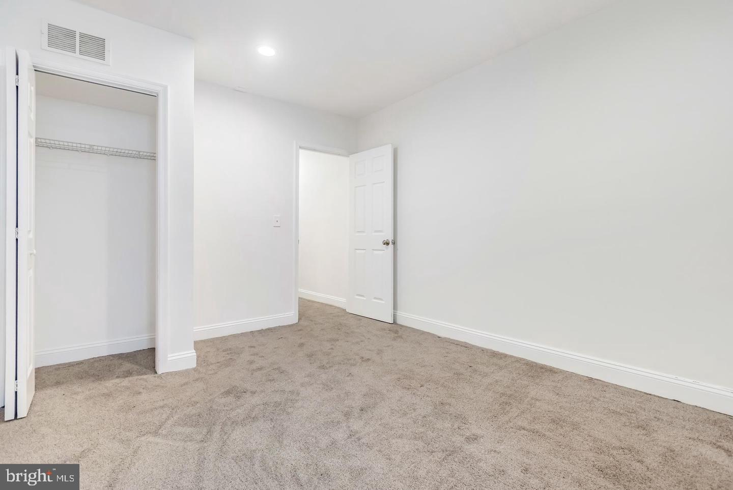 MCELDERRY PARK - Residential Lease