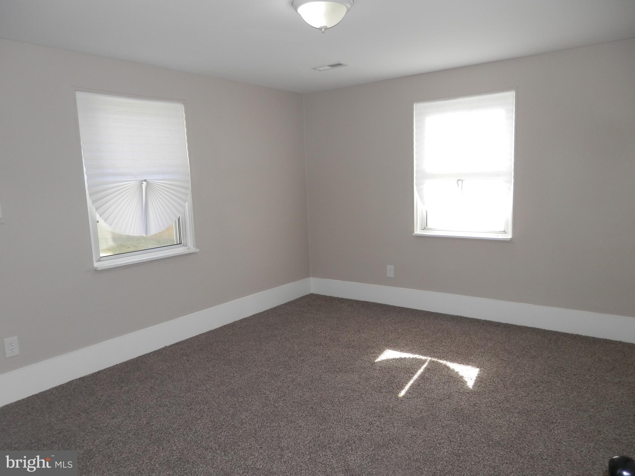 COLLINS PARK - Residential