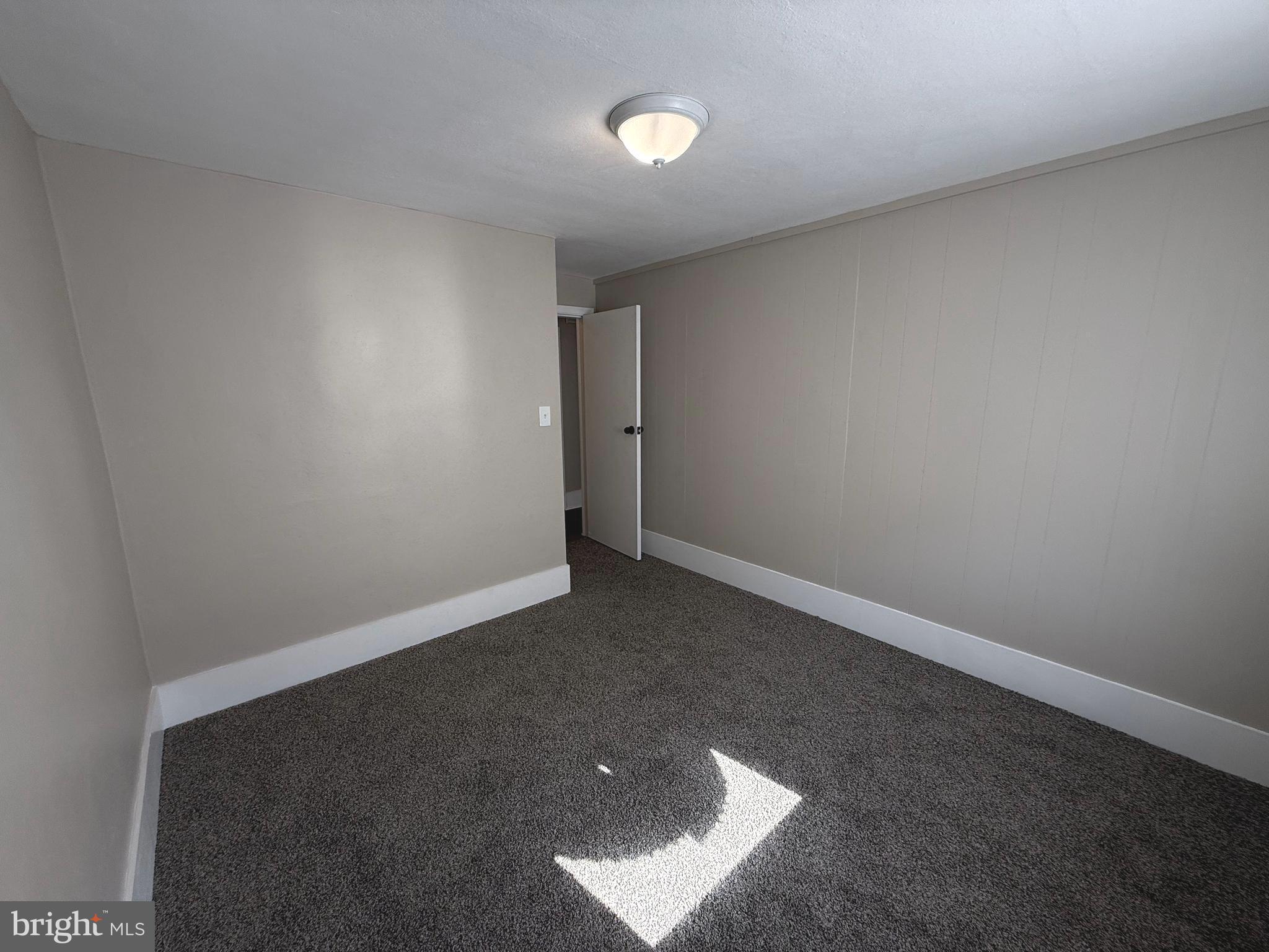 COLLINS PARK - Residential