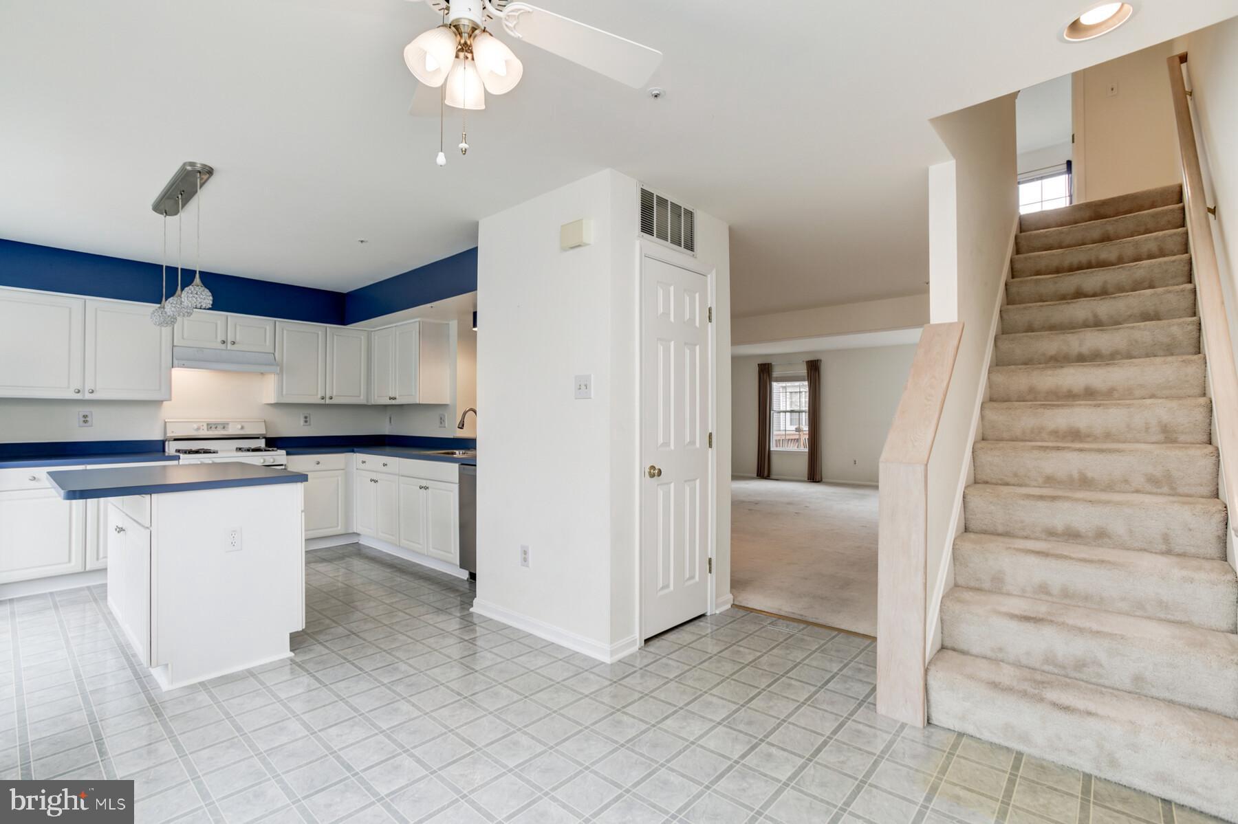 HICKORY RIDGE - Residential Lease