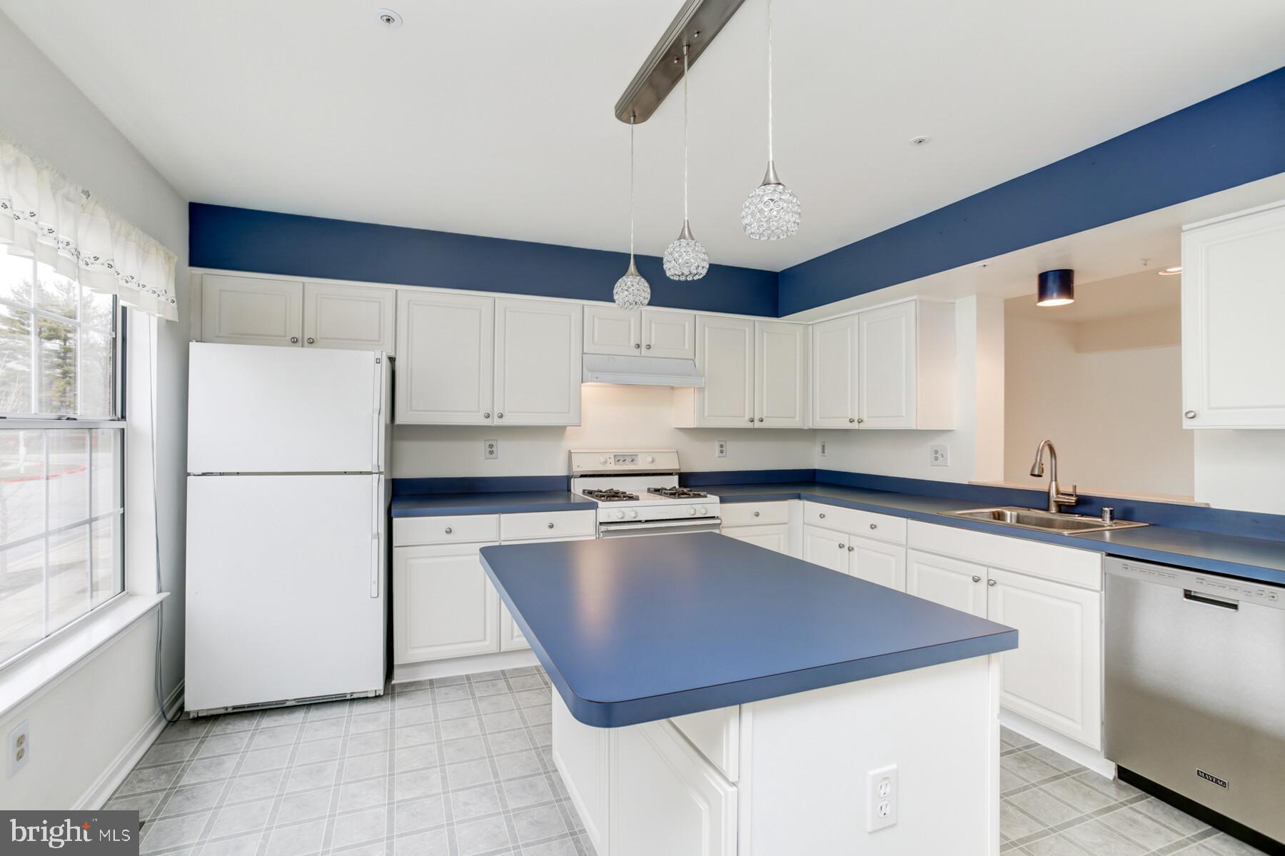 HICKORY RIDGE - Residential Lease