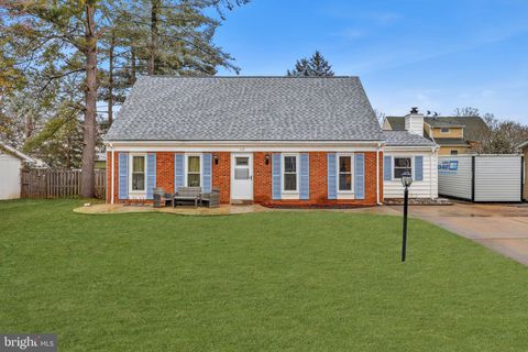 Photo of 112 N Kennedy Road, STERLING, VA 20164 (MLS # VALO2117358)