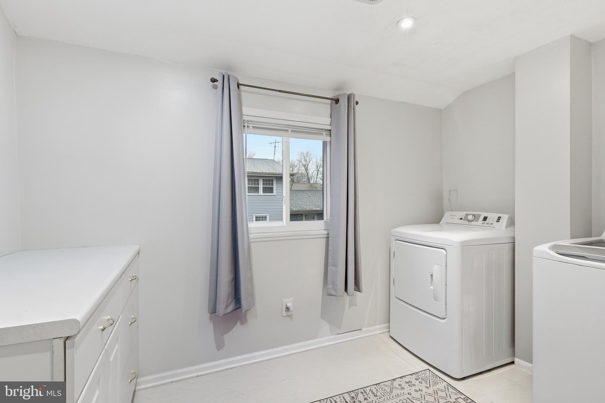 STERLING - Residential