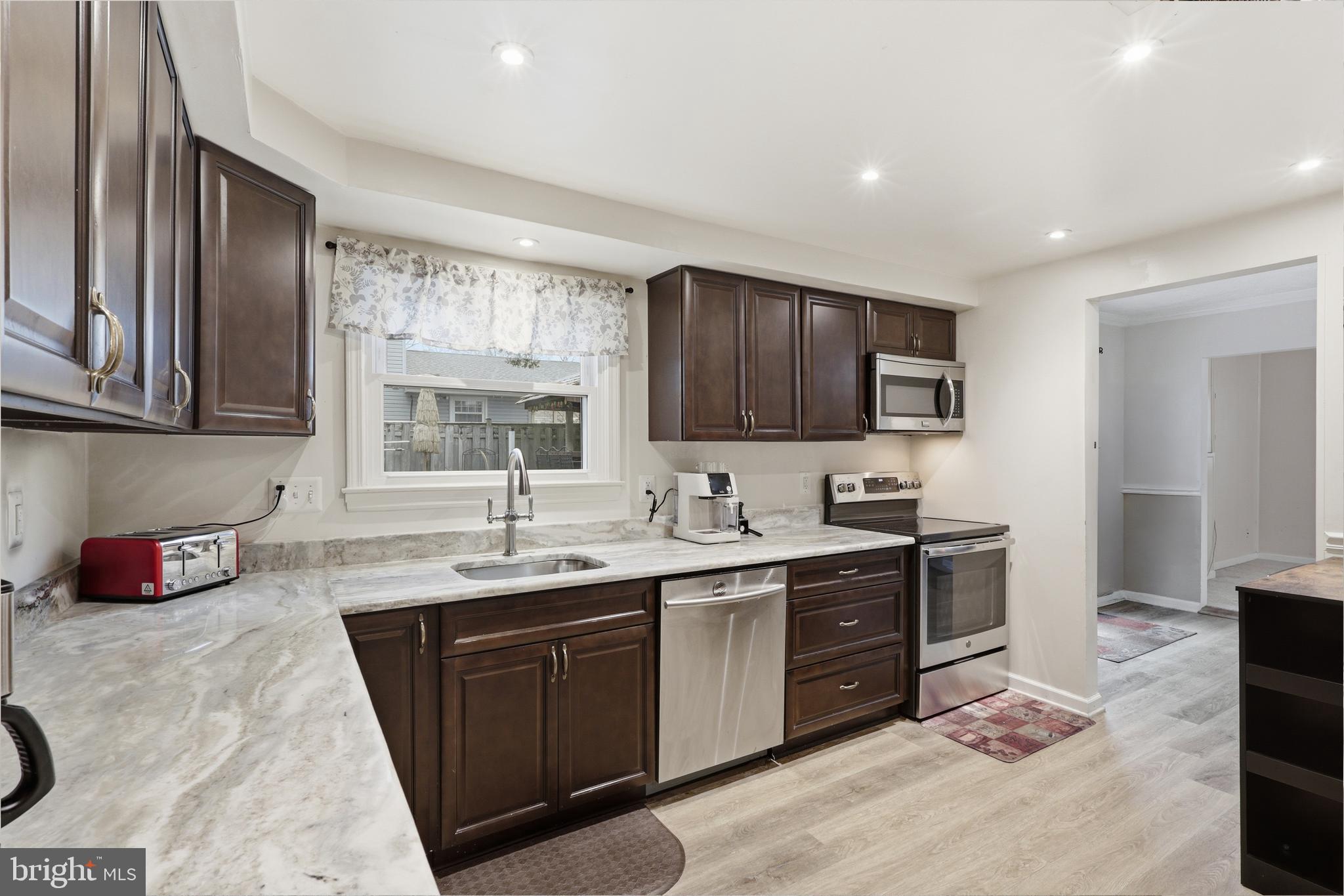 STERLING - Residential