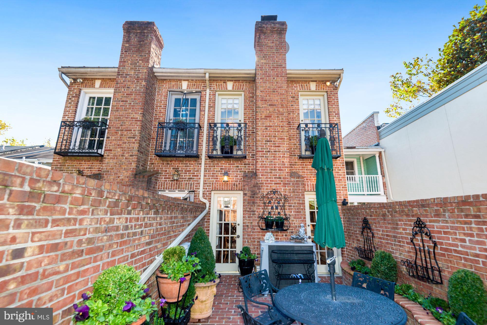 OLD TOWN - Residential