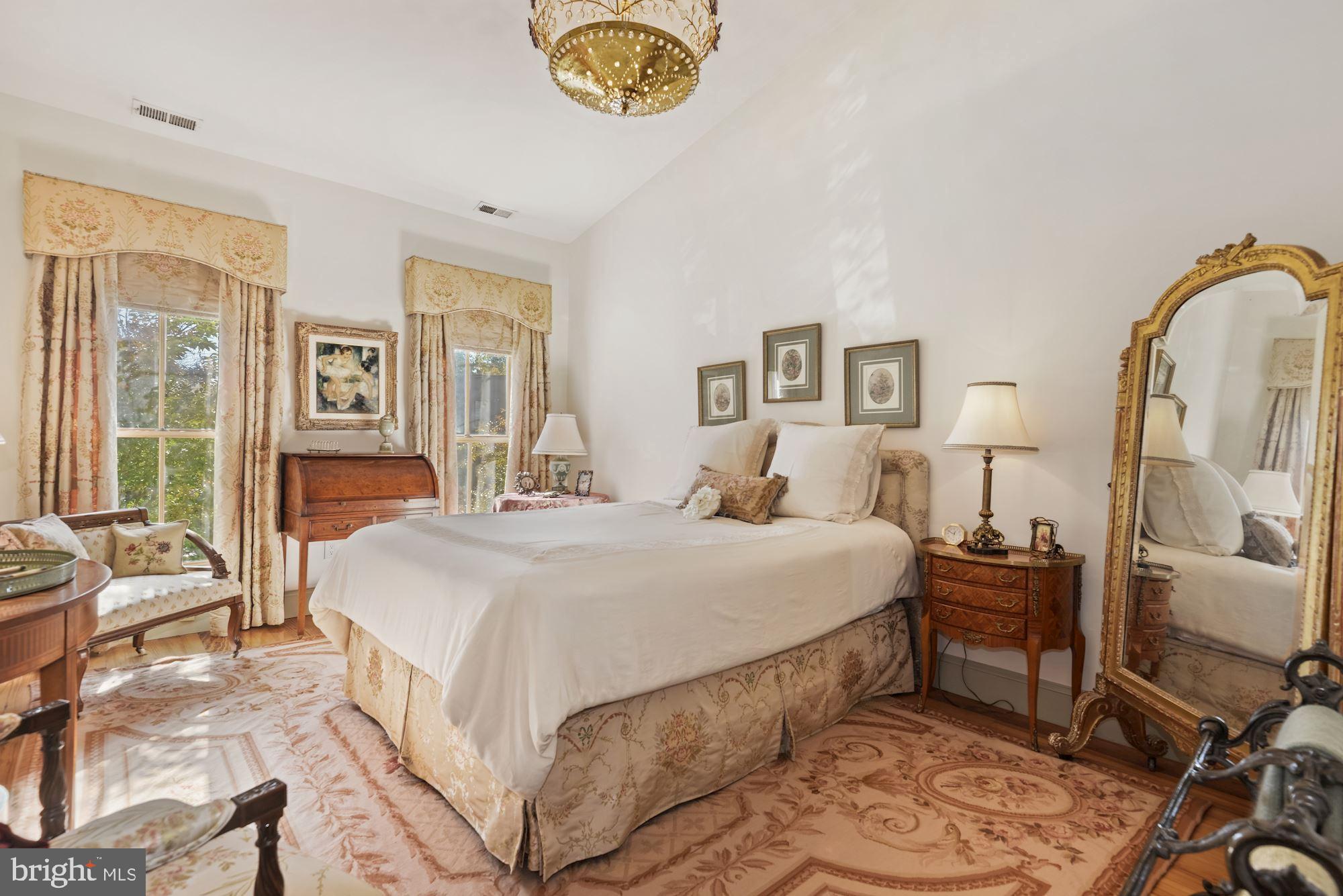 OLD TOWN - Residential