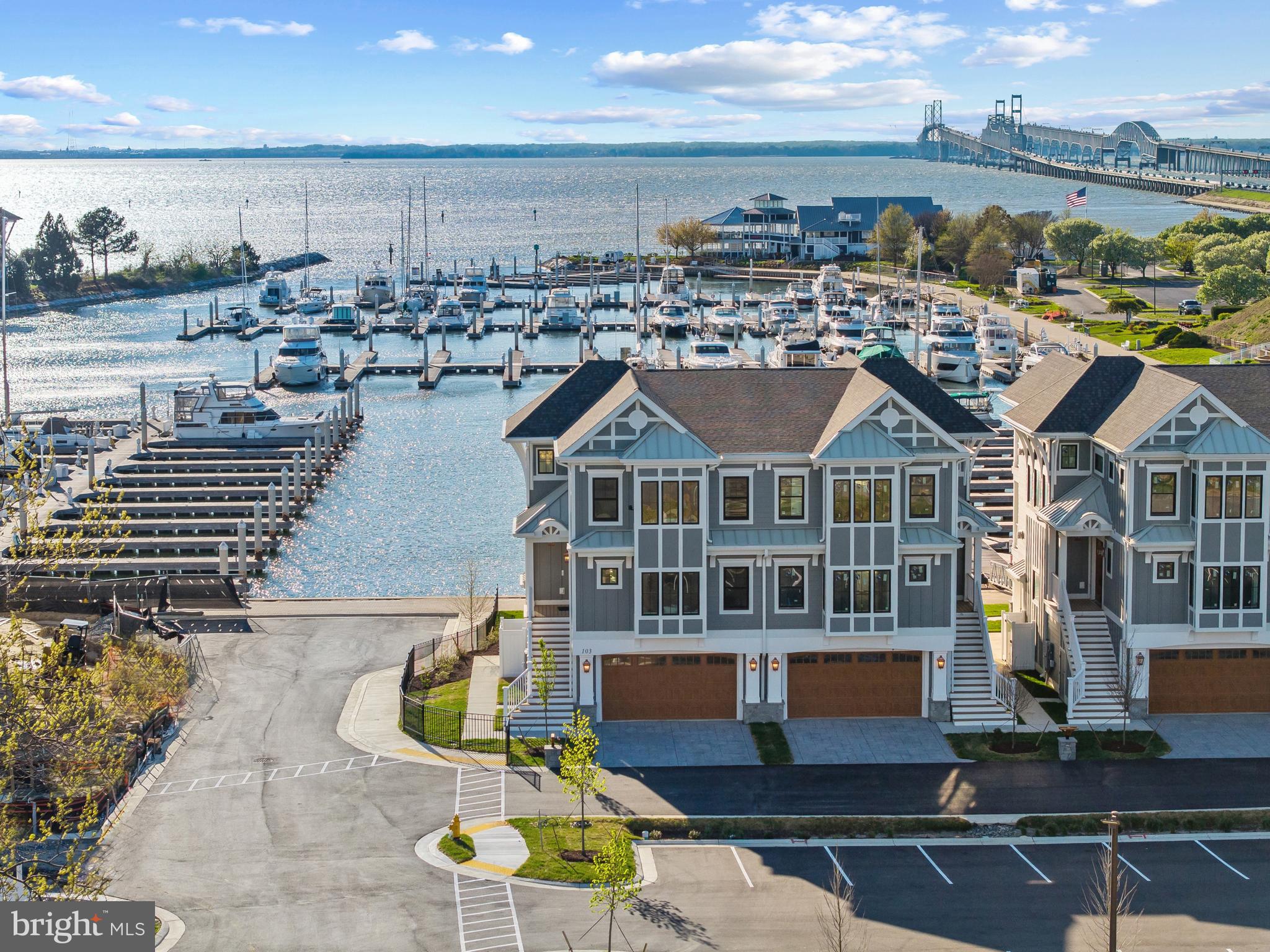 BAY BRIDGE MARINA - Residential
