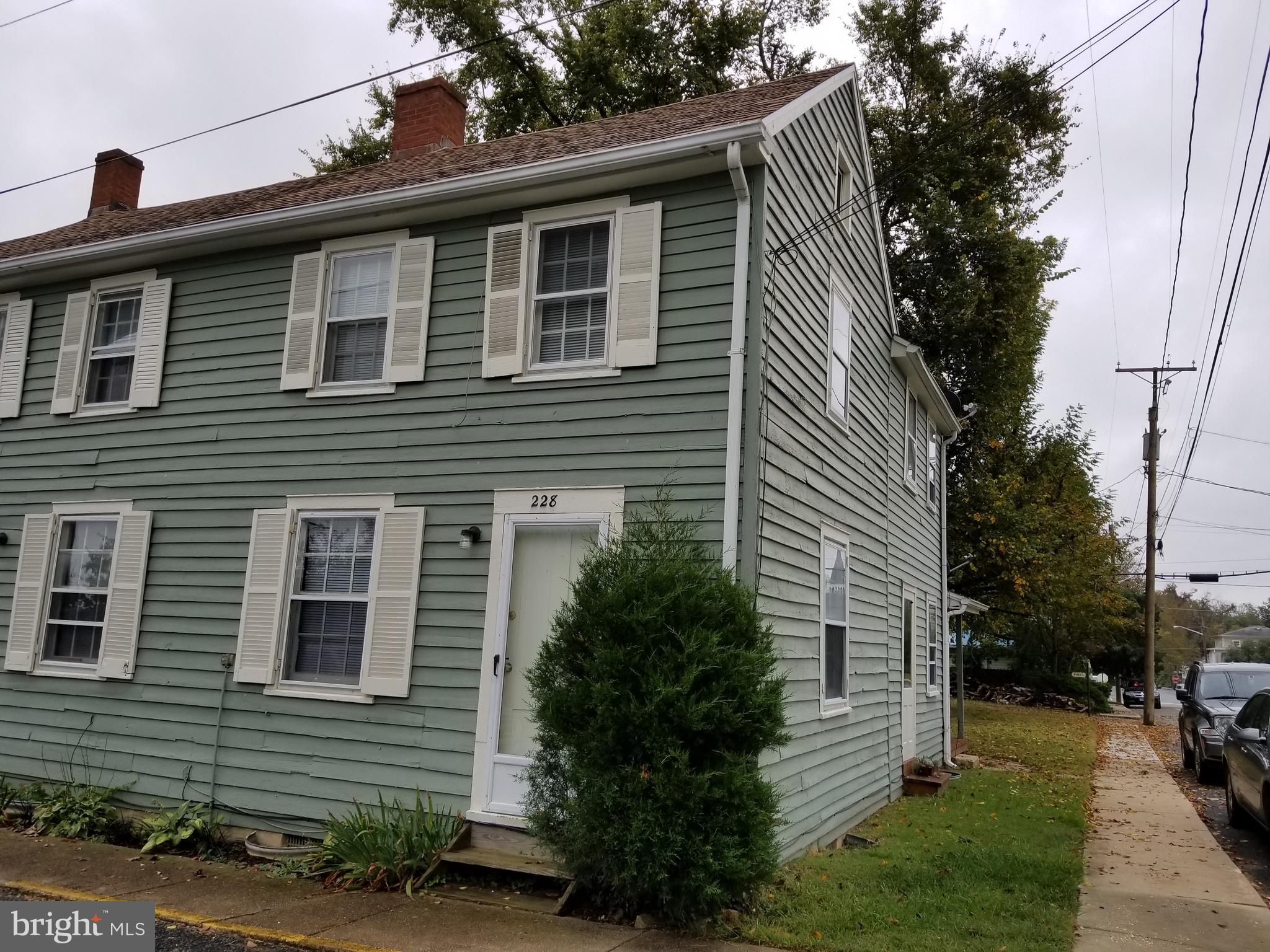 NONE DEV - Residential Lease