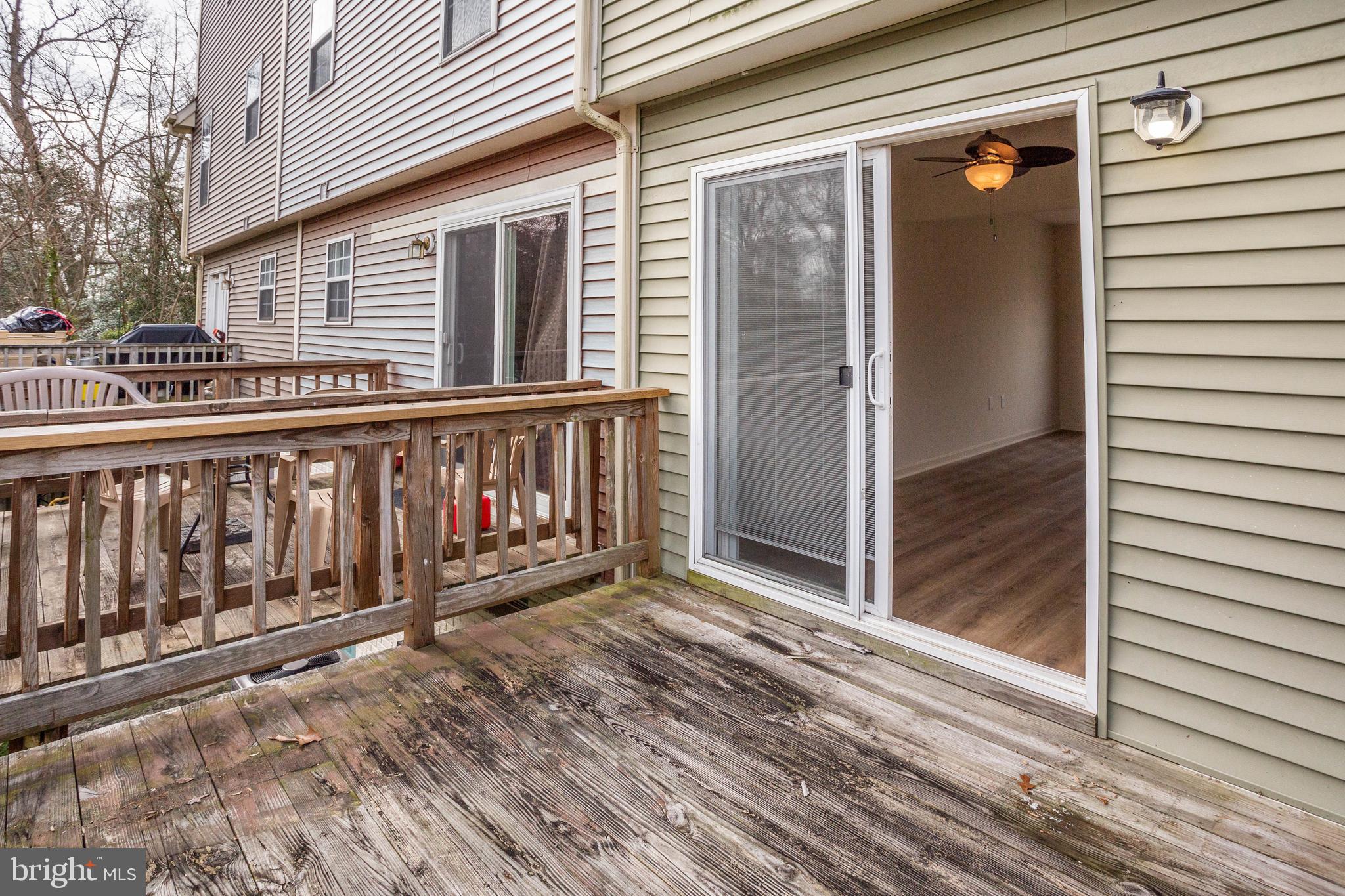 BURNT OAKS - Residential