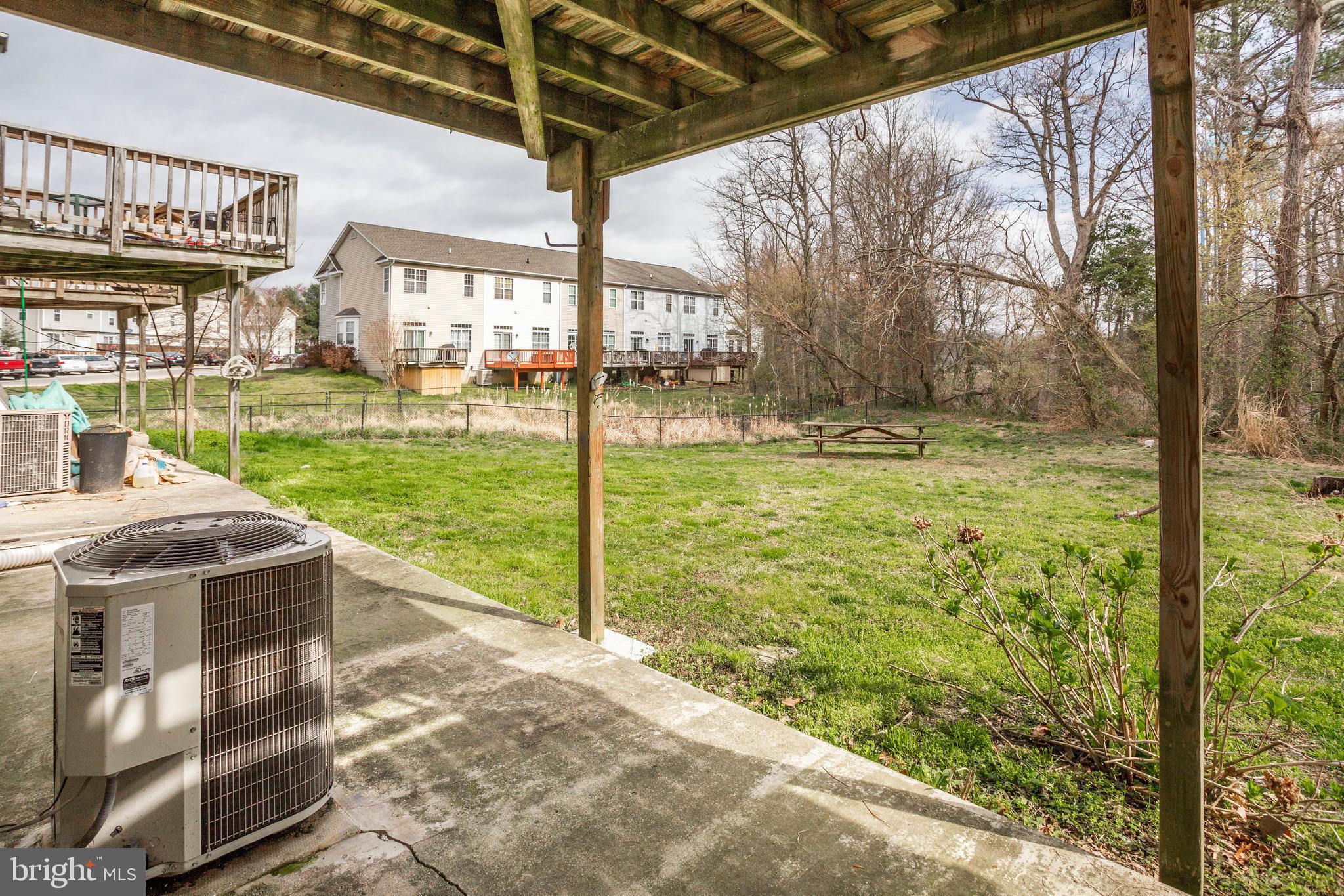 BURNT OAKS - Residential