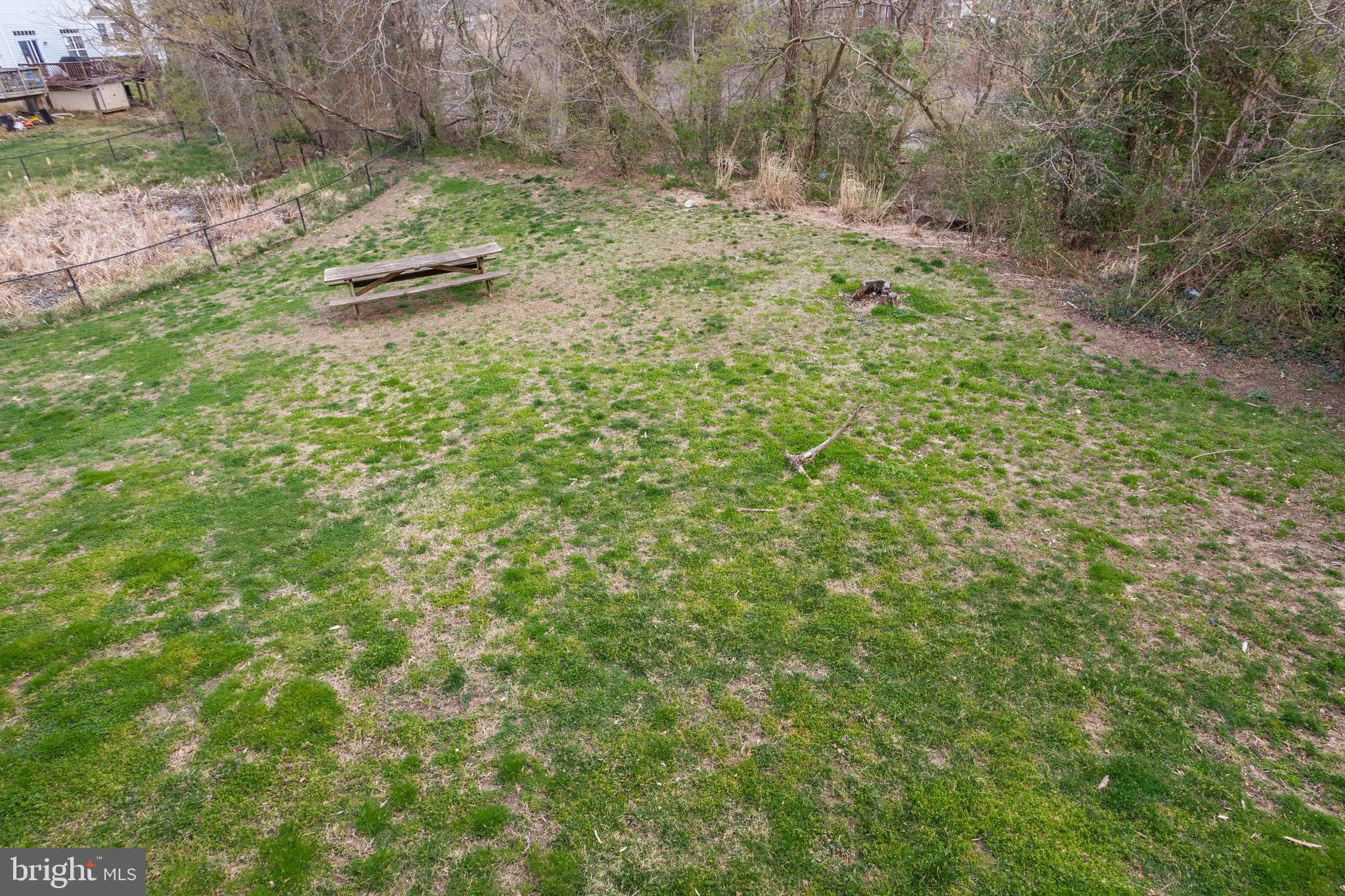 BURNT OAKS - Residential