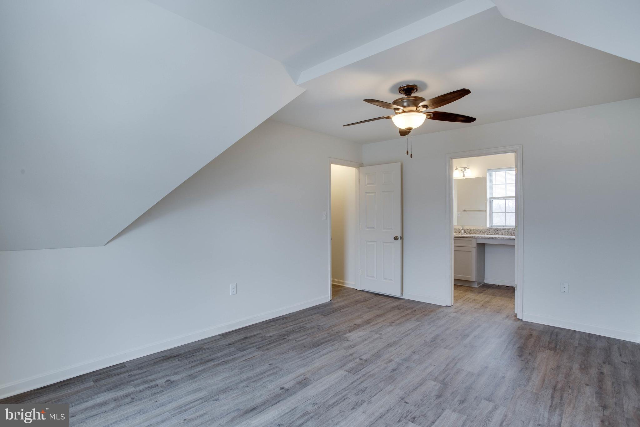 BURNT OAKS - Residential