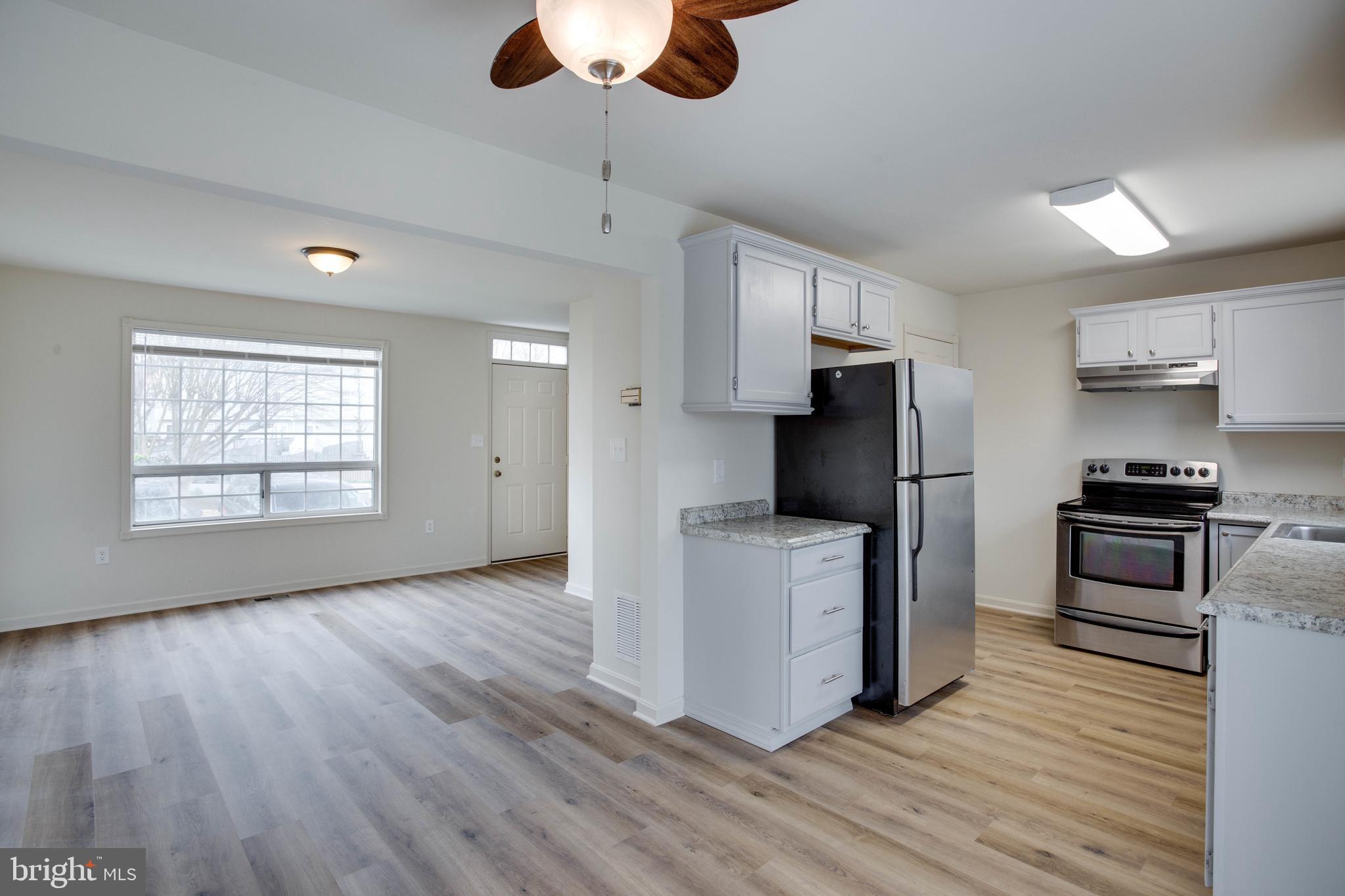 BURNT OAKS - Residential