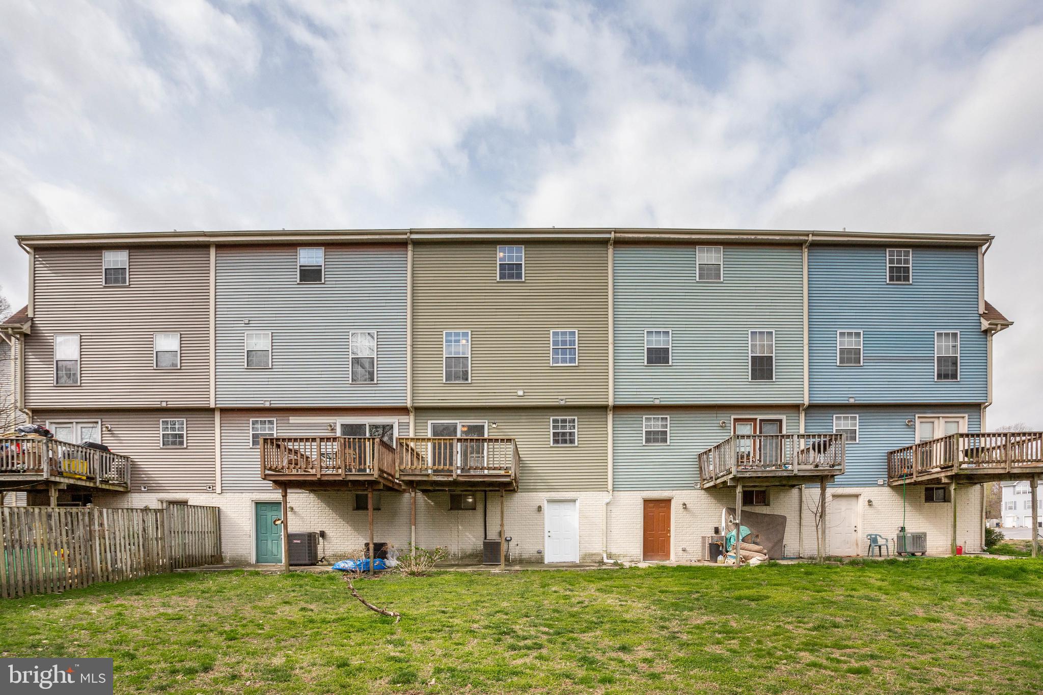 BURNT OAKS - Residential