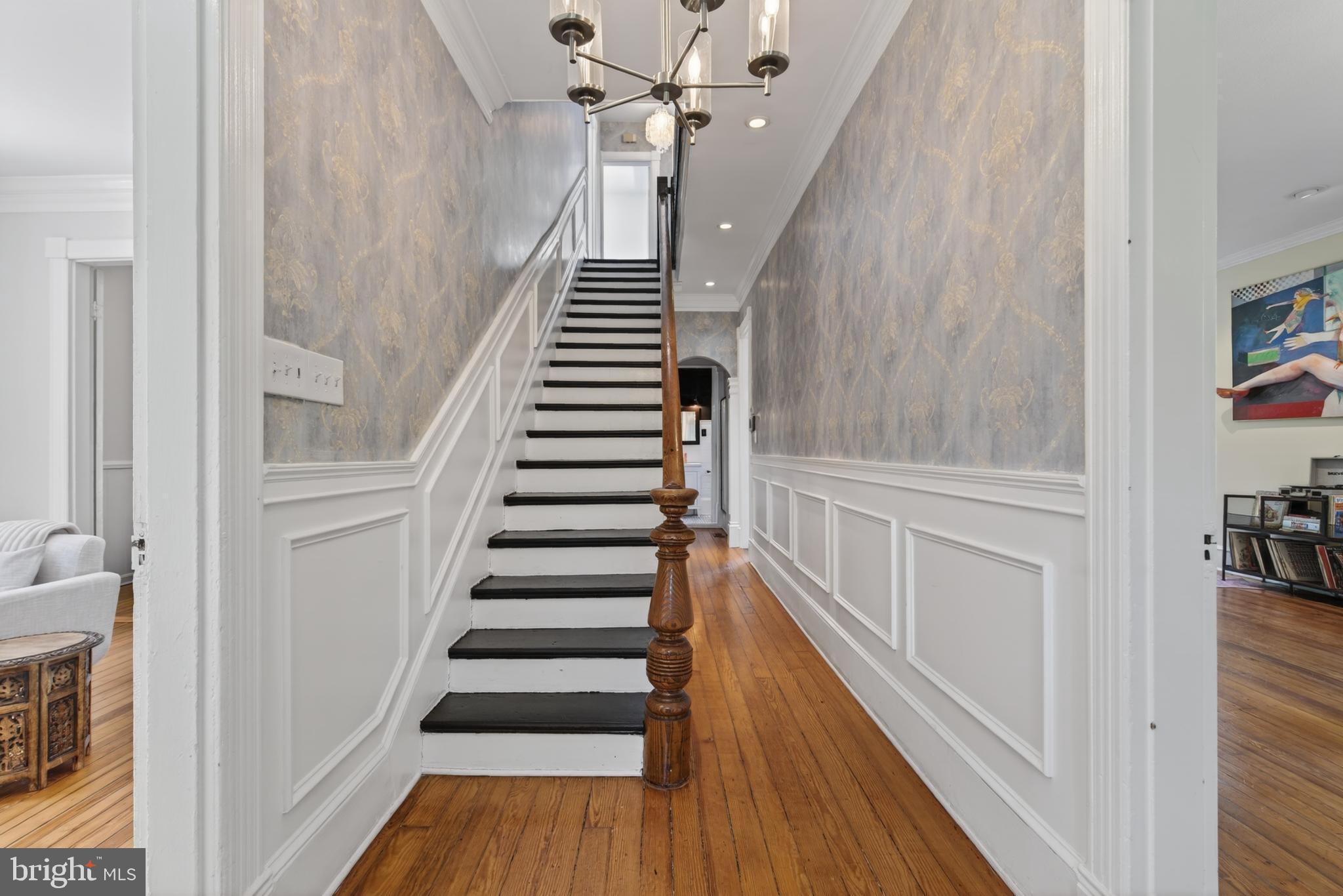 WOODSIDE PARK - Residential