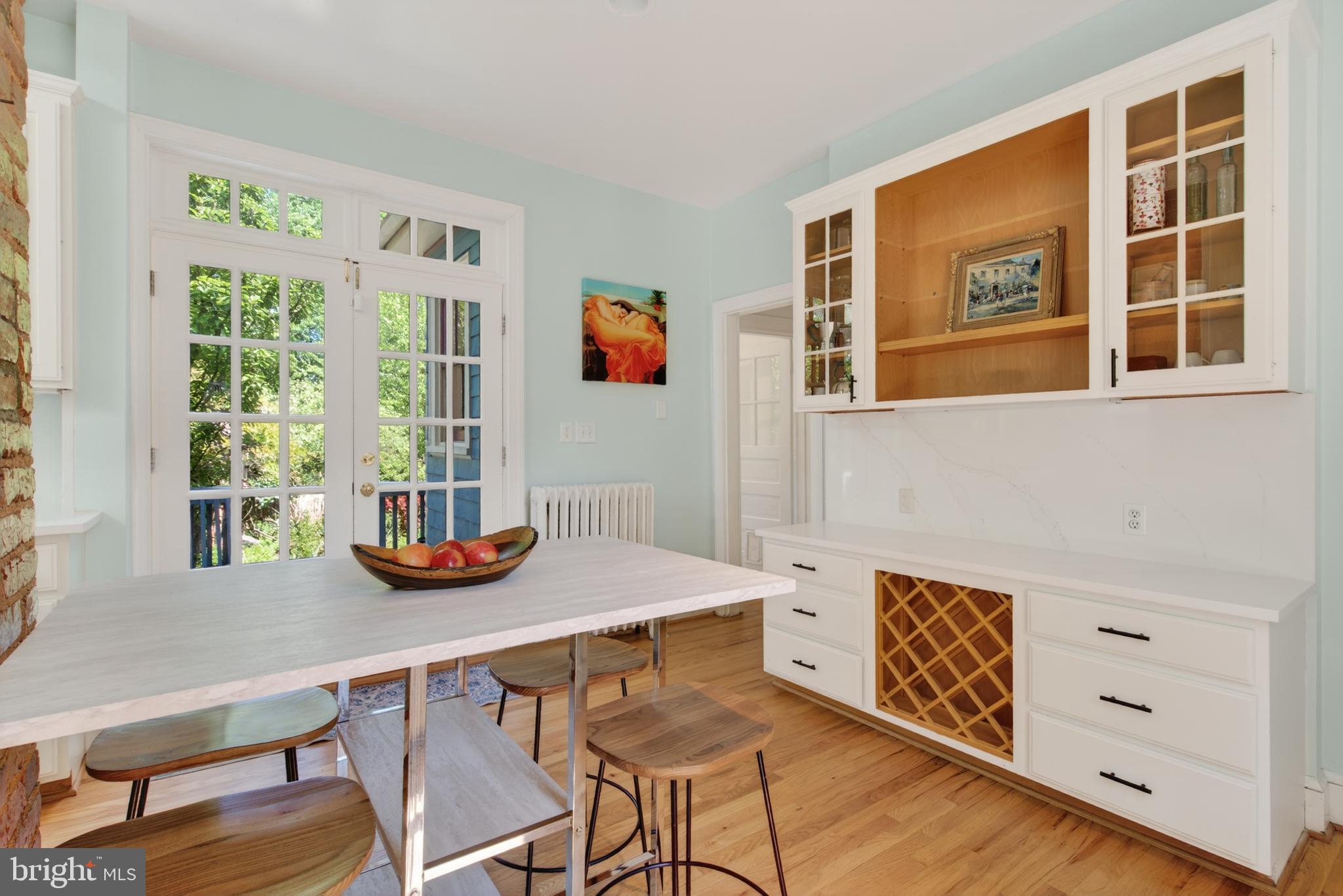 WOODSIDE PARK - Residential