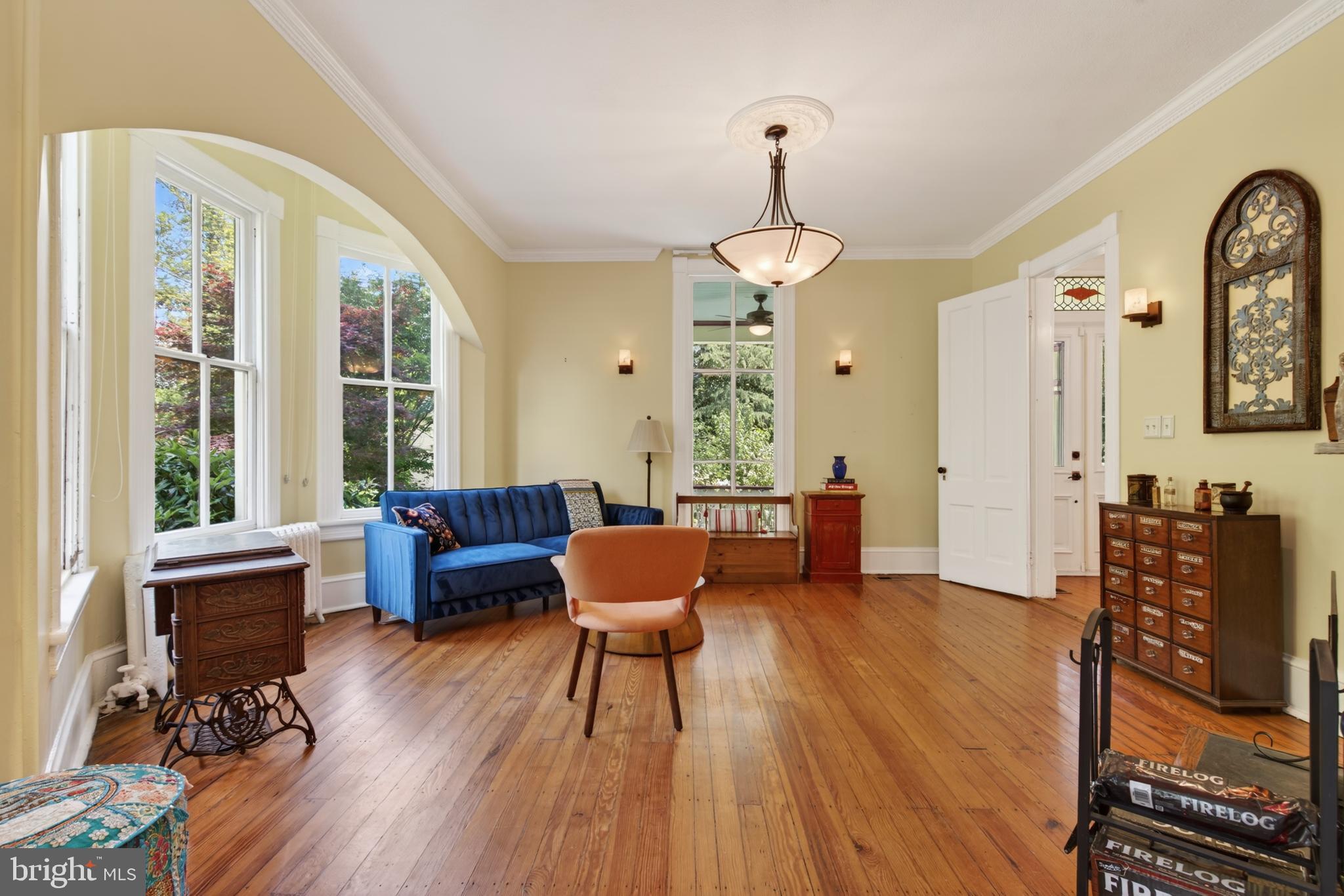 WOODSIDE PARK - Residential