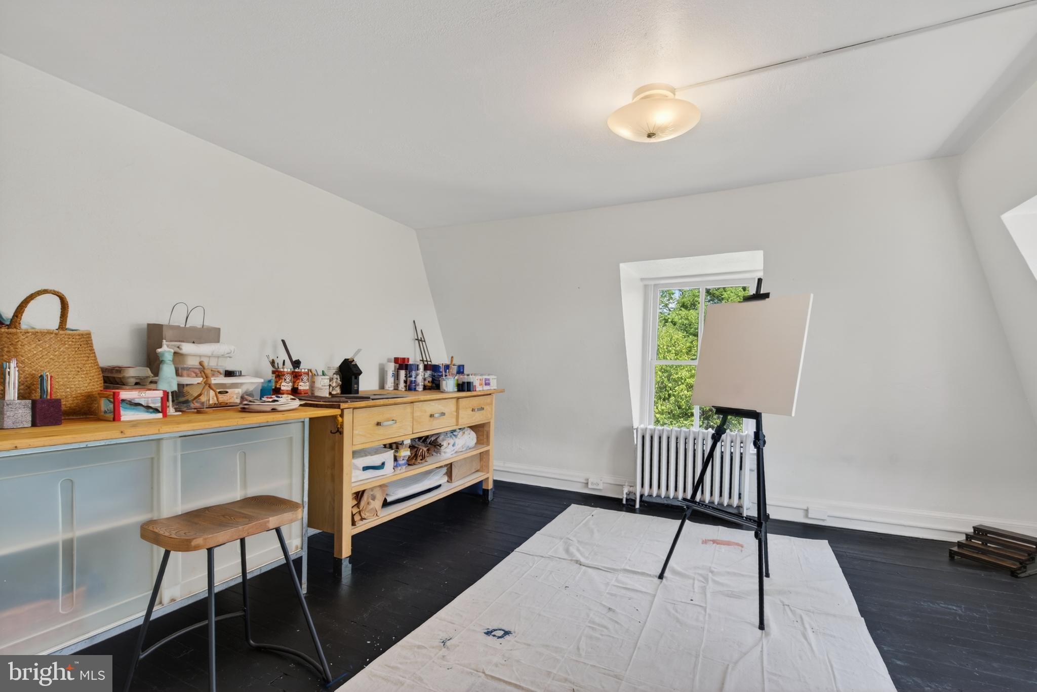 WOODSIDE PARK - Residential