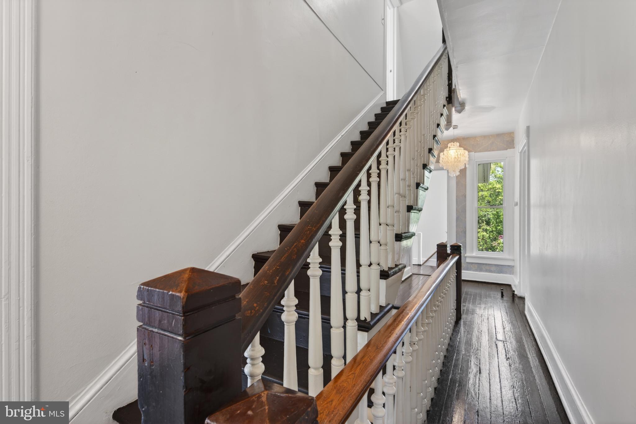 WOODSIDE PARK - Residential