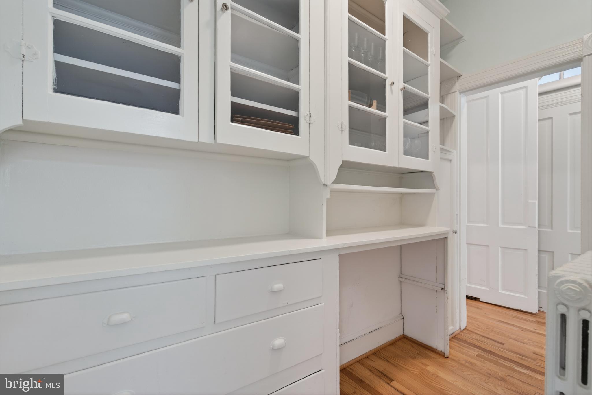 WOODSIDE PARK - Residential