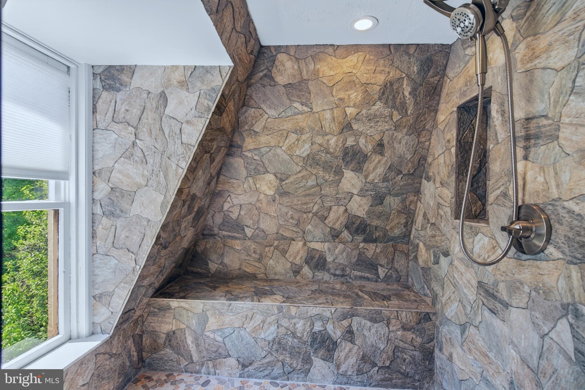 WOODSIDE PARK - Residential