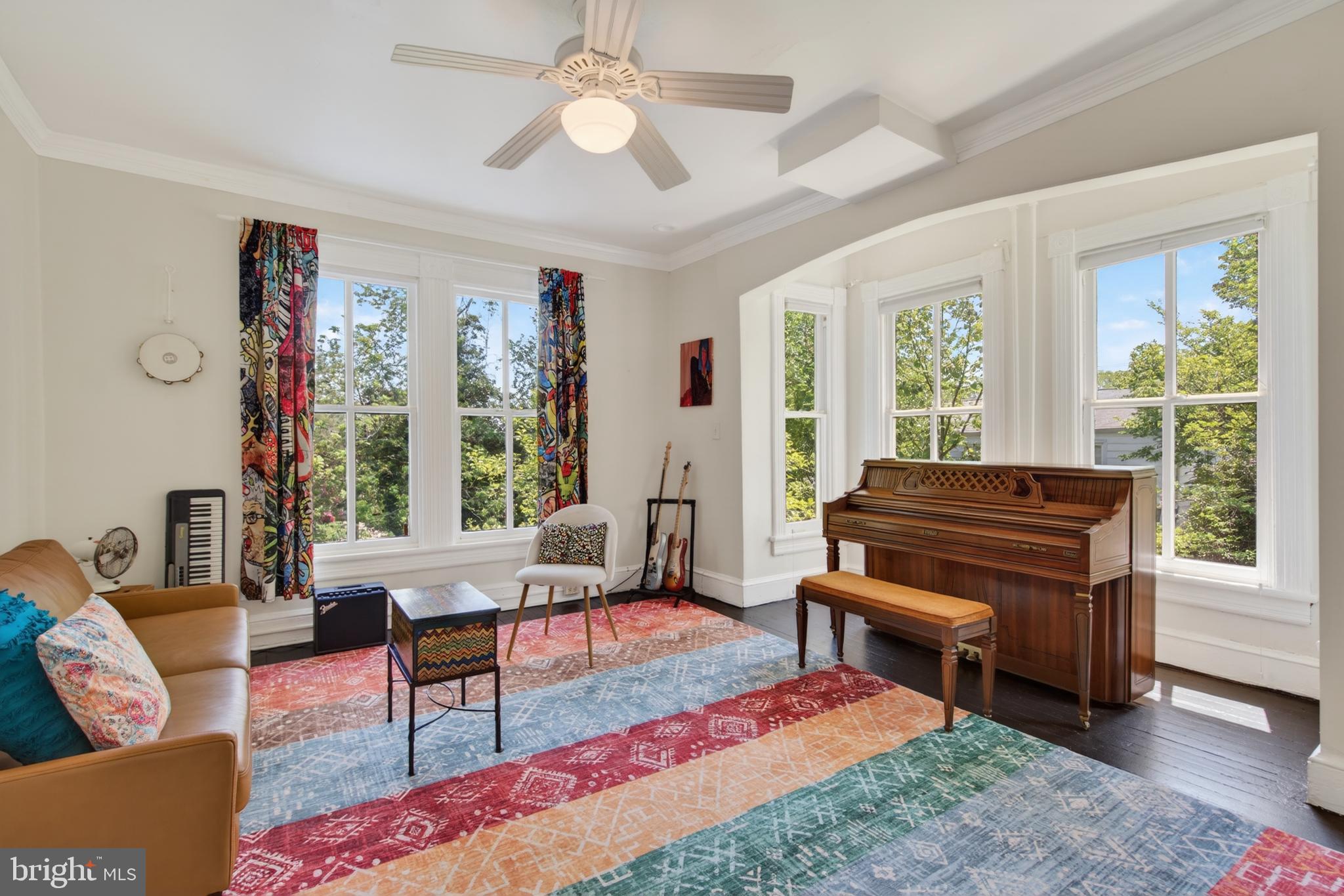 WOODSIDE PARK - Residential