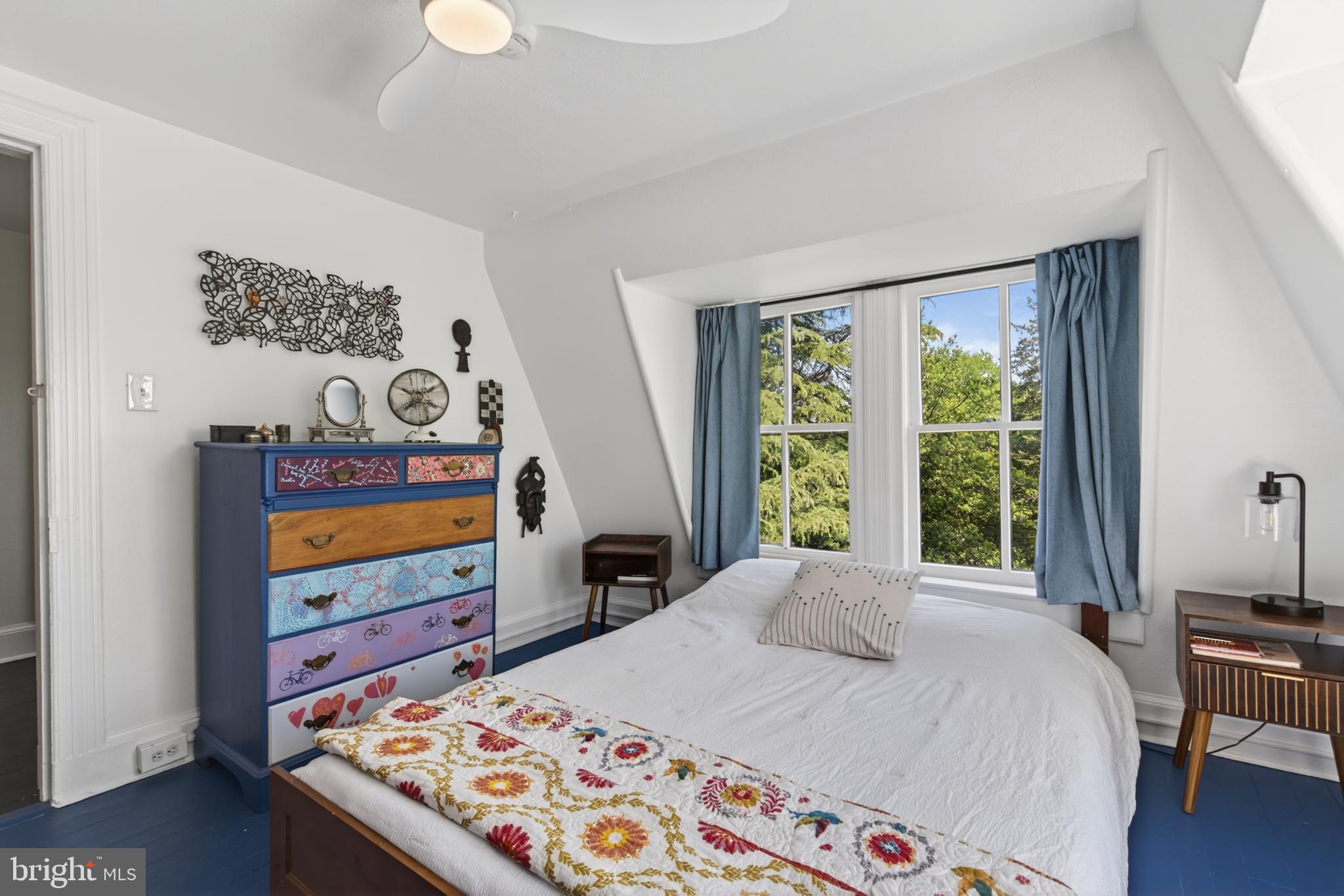 WOODSIDE PARK - Residential