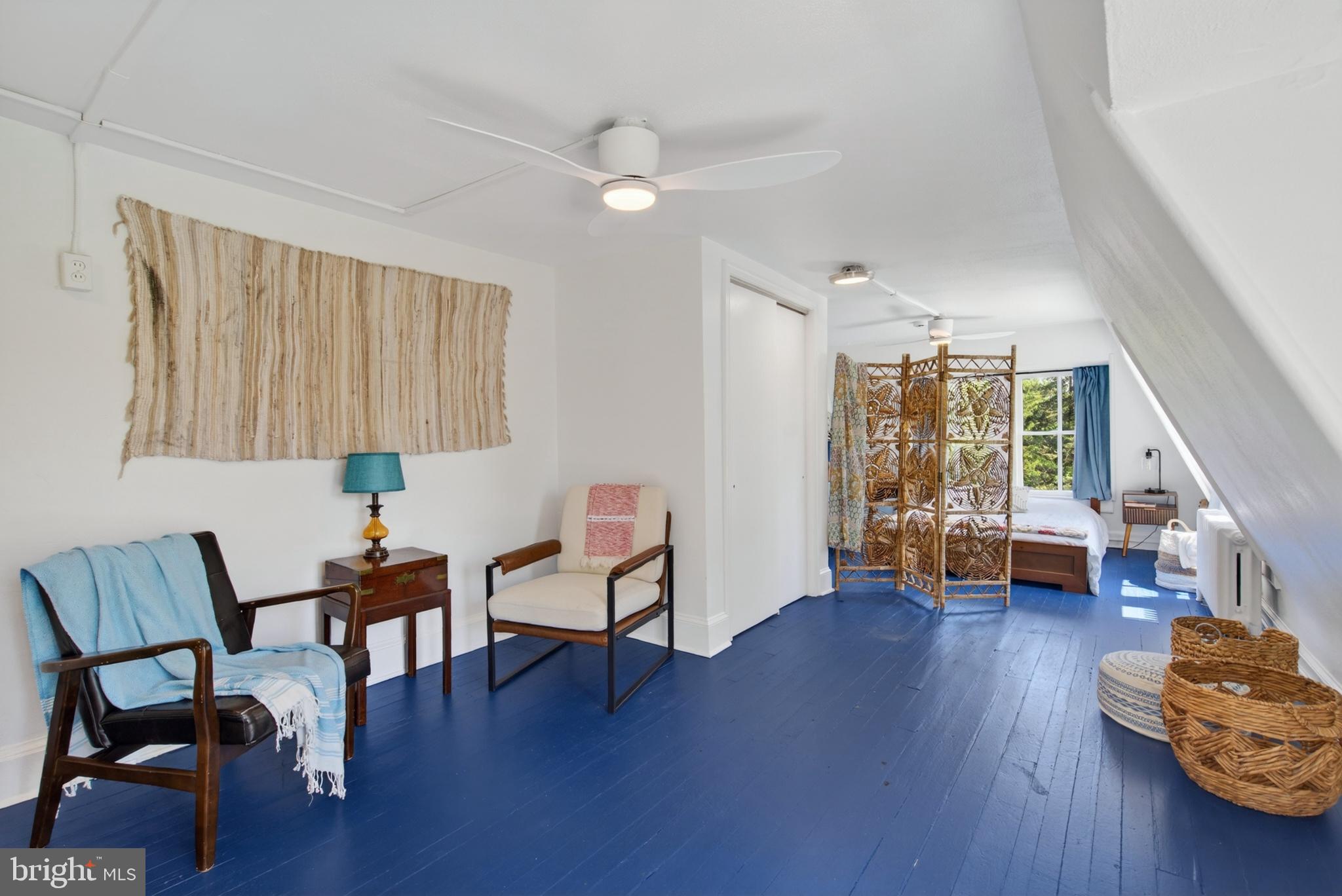 WOODSIDE PARK - Residential