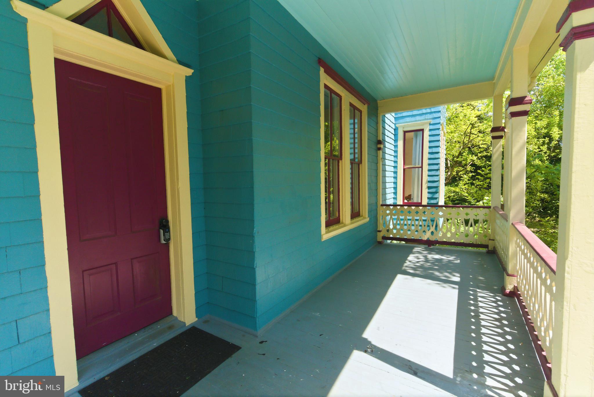 WOODSIDE PARK - Residential