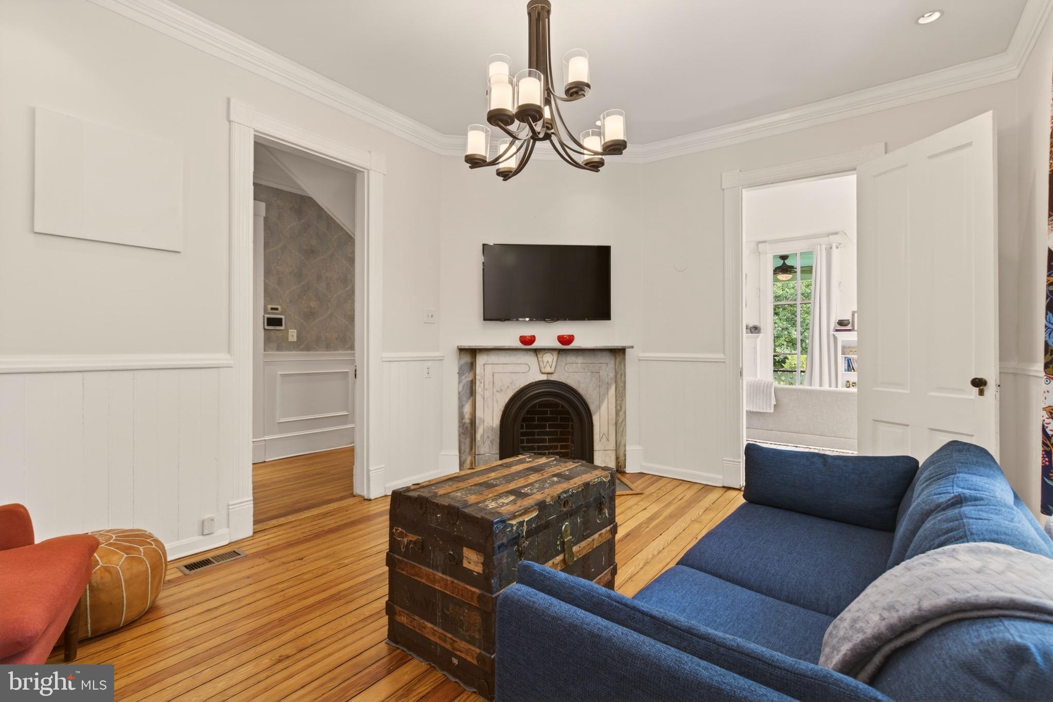 WOODSIDE PARK - Residential