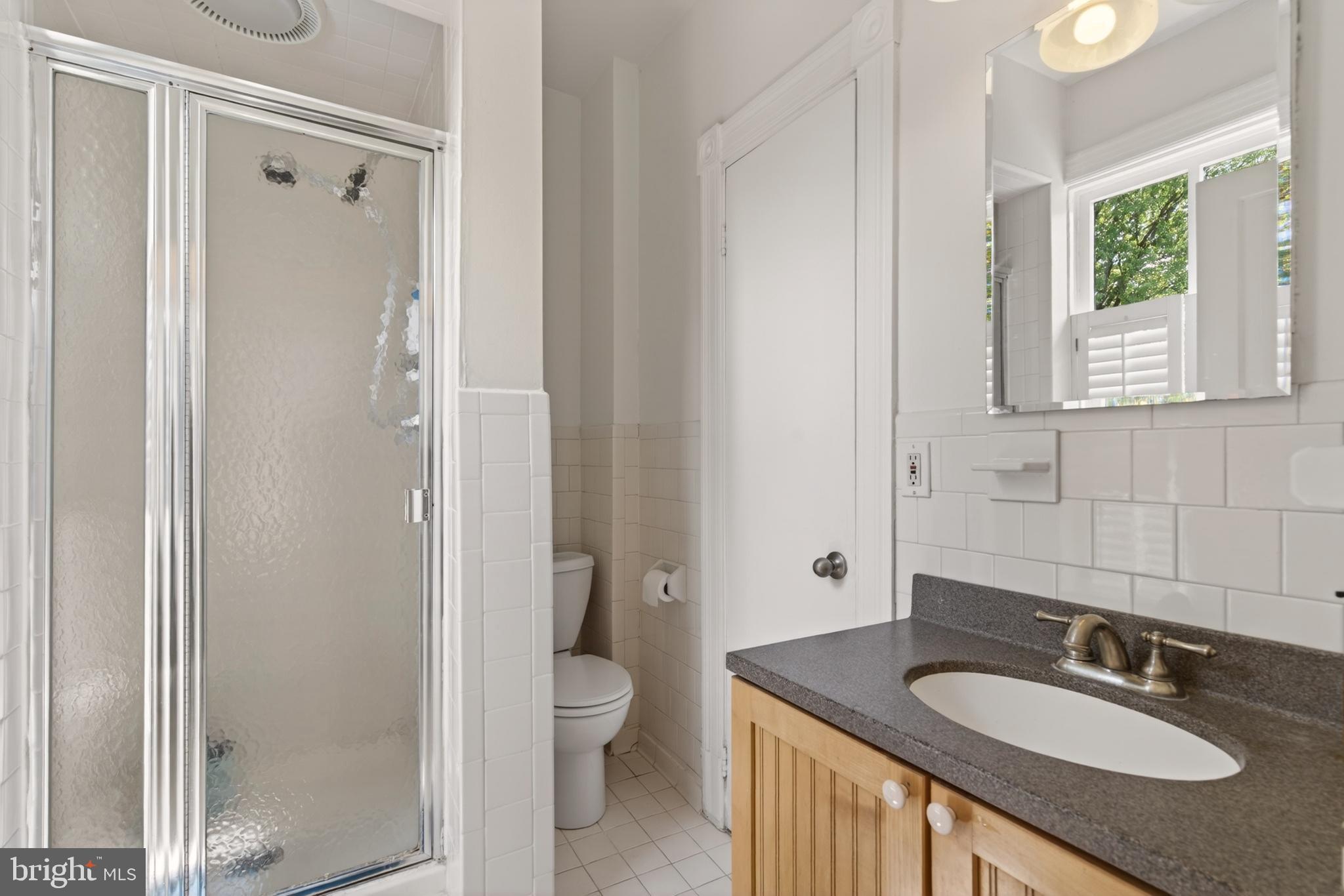 WOODSIDE PARK - Residential