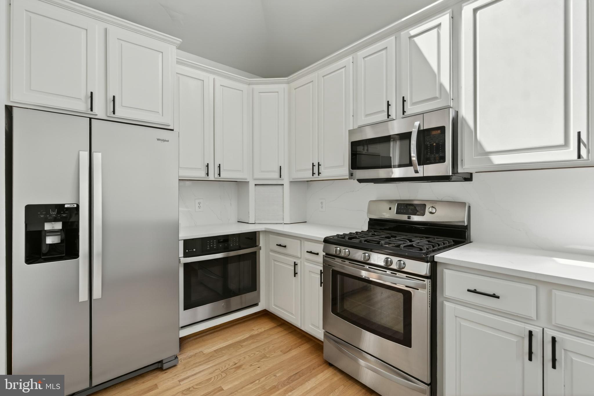 WOODSIDE PARK - Residential