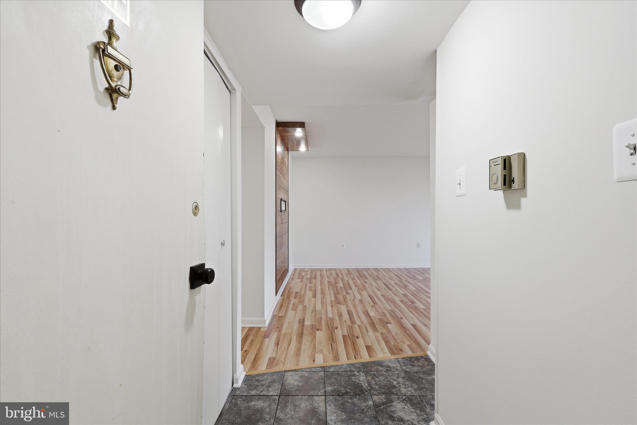 1433 NORTHGATE SQ 11B