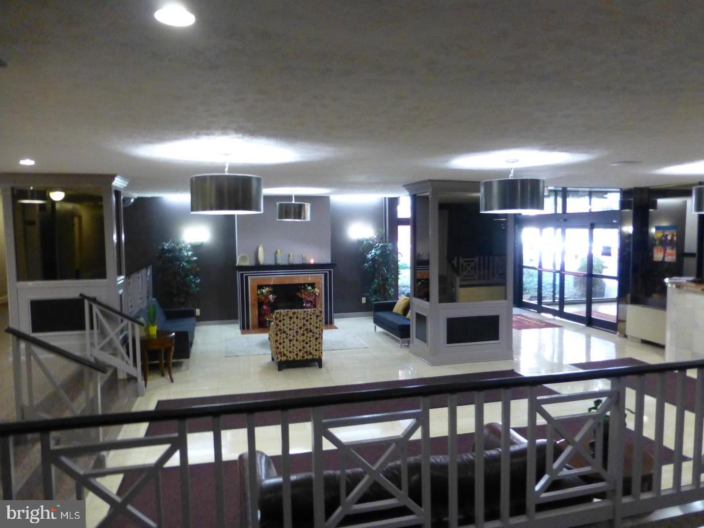 1021 ARLINGTON BOULEVARD 406