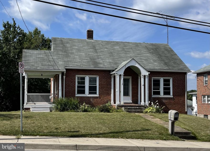 This is a cute cape cod/bungalow! The property needs TLC  - refinishing hardwood floors, interior/exterior painting, some windows need replaced and a good general cleaning. Oil Radiator heat, ceiling fans, full basement, large upper level, 4 bedrooms, and it is ready for rehab! Seller selling AS -IS, Where-IS , What-IS...just so ya know!