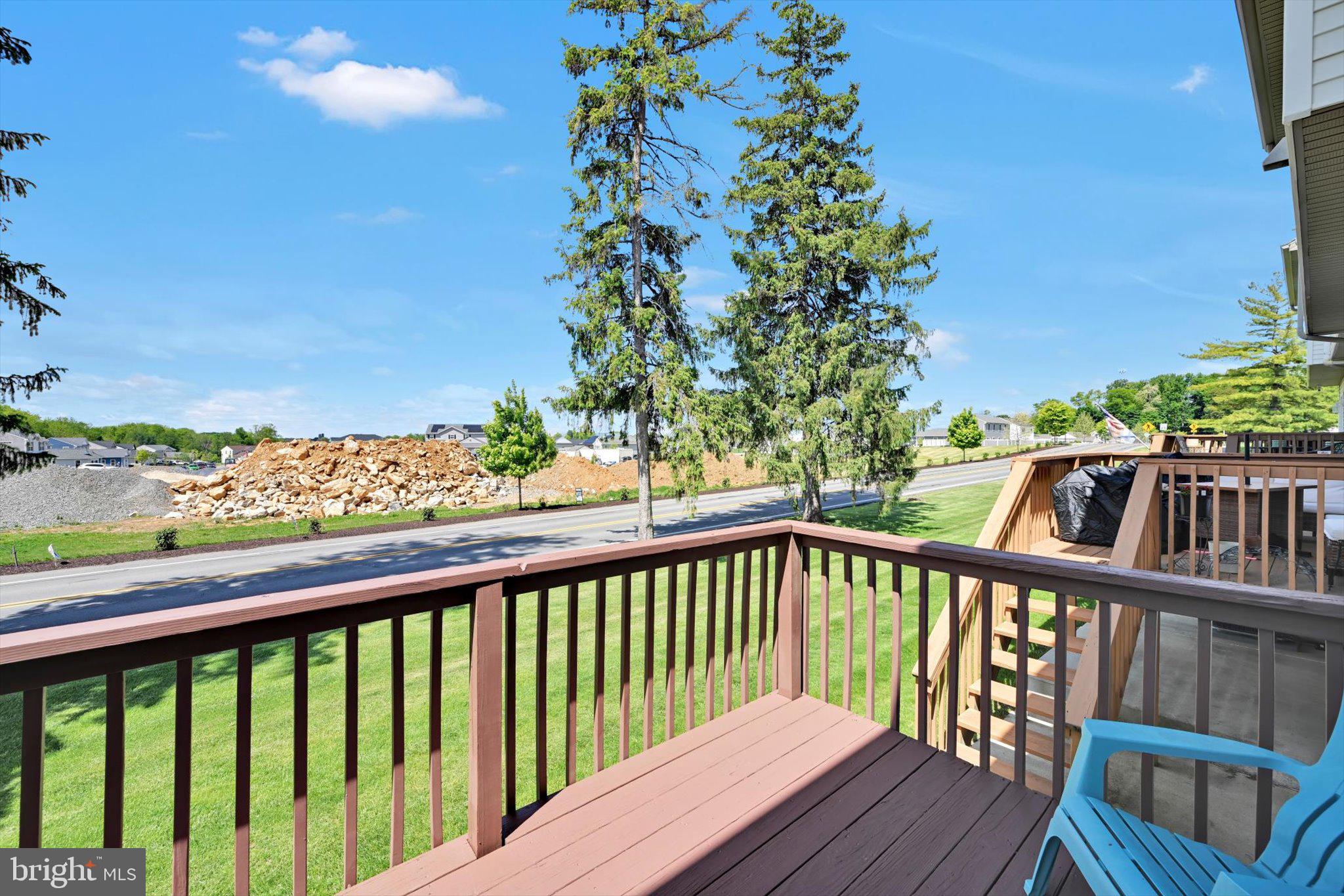 OAK HILLS - Residential