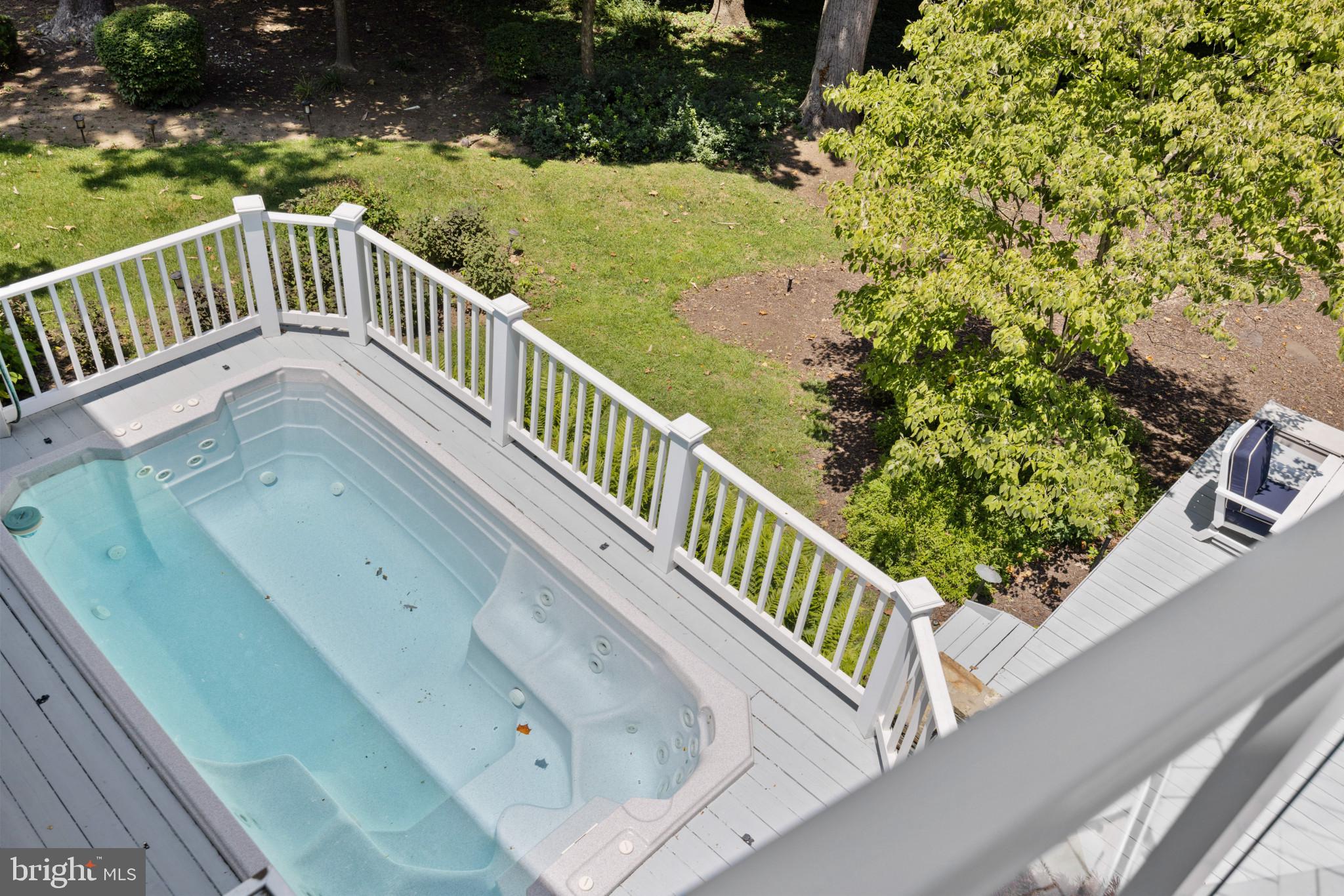 HARBOR VIEW - Residential