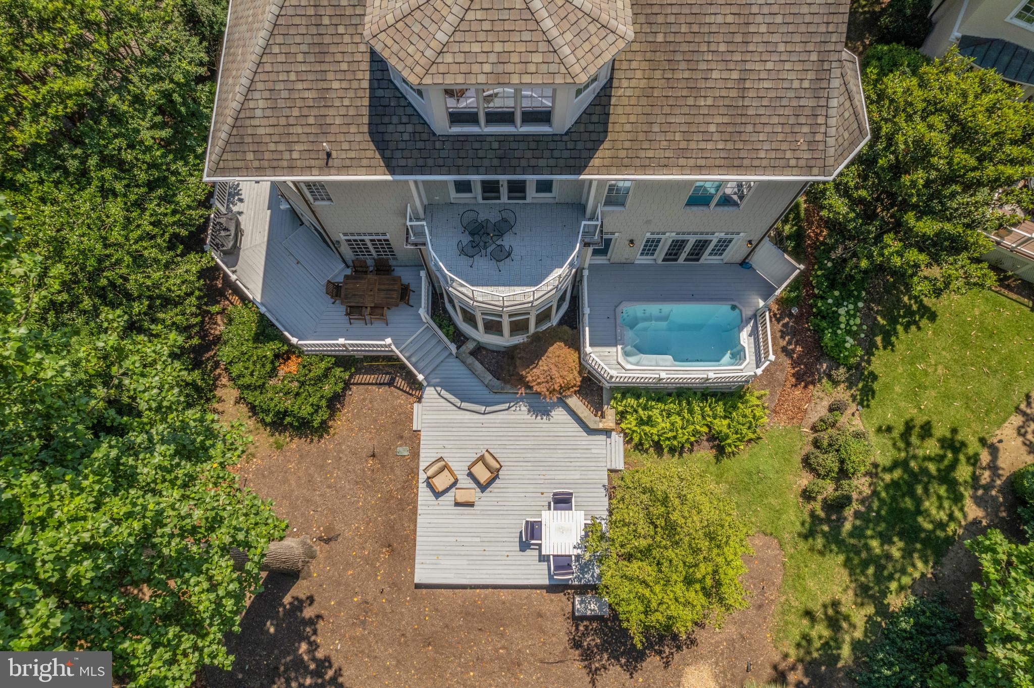 HARBOR VIEW - Residential