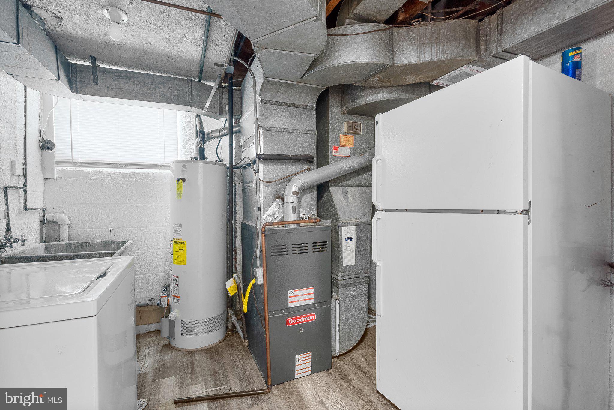 INDIAN SPRING VIEW - Residential Lease