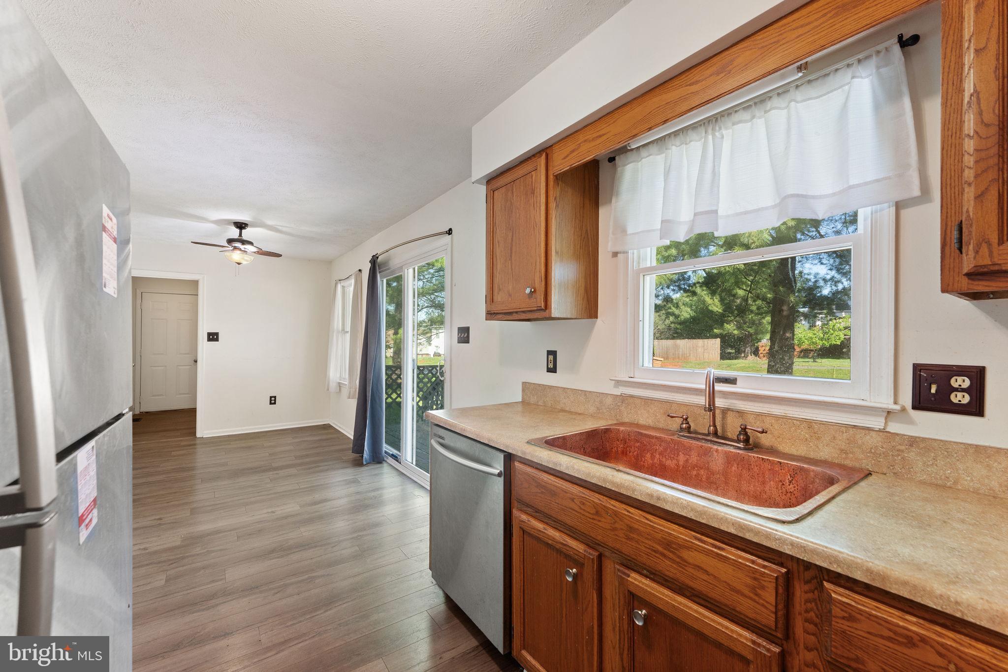 HIDDEN FIELDS - Residential