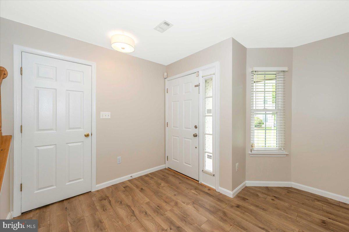 20000 GATESHEAD CIRCLE 806